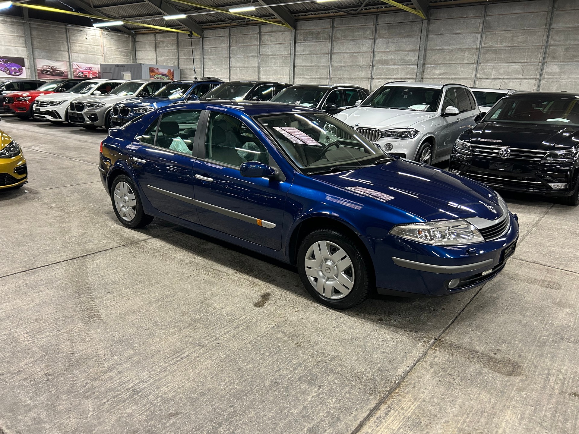 RENAULT Laguna 3.0 V6 24V Initiale Automatic-showroom-element-1