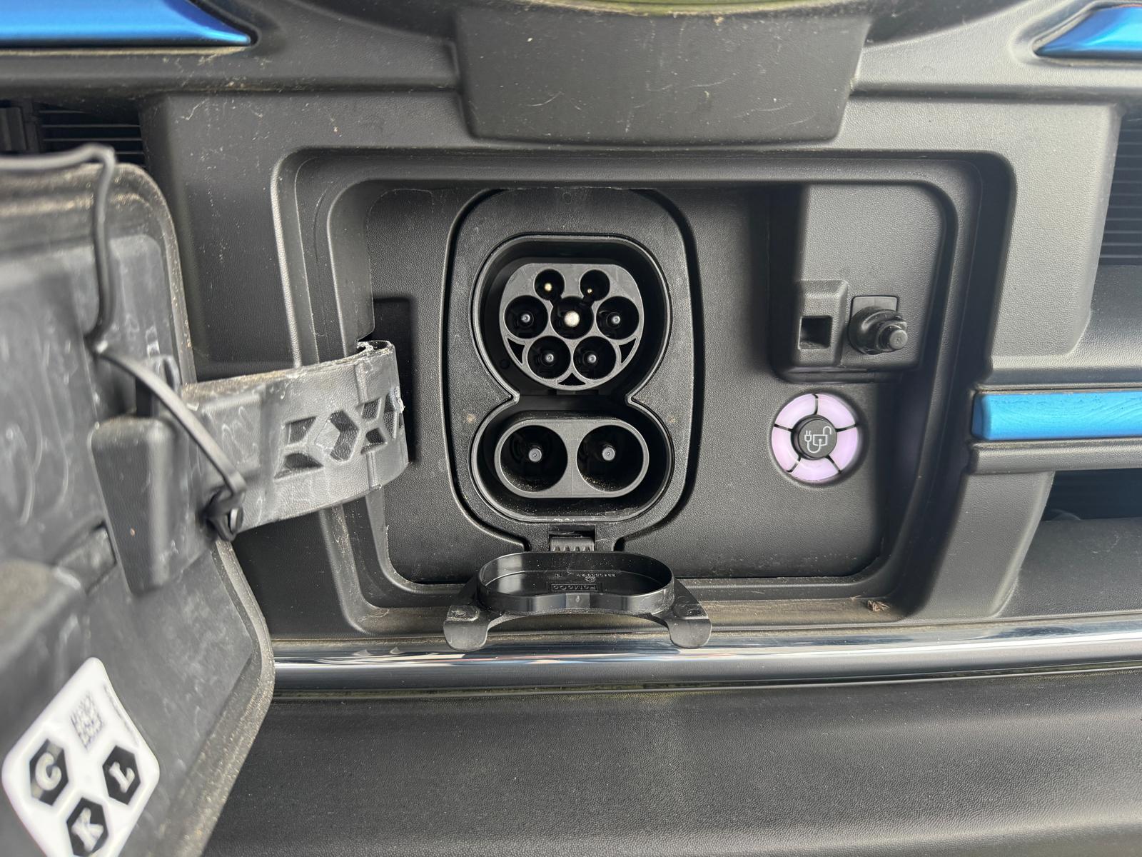 FORD E-Transit Van 350 L2H2 68kWh Trend-image-23