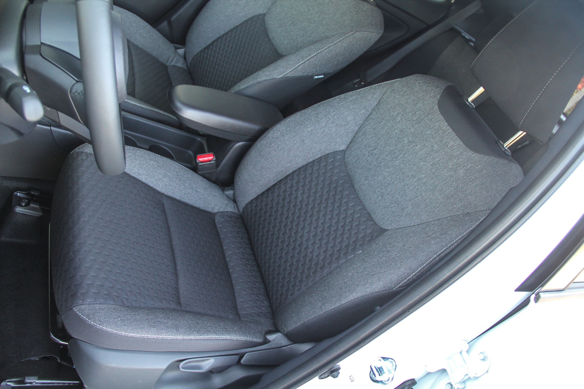 TOYOTA Yaris Cross 1.5 Trend e-CVT 130 🇯🇵 ⭐⭐⭐⭐⭐-image-6