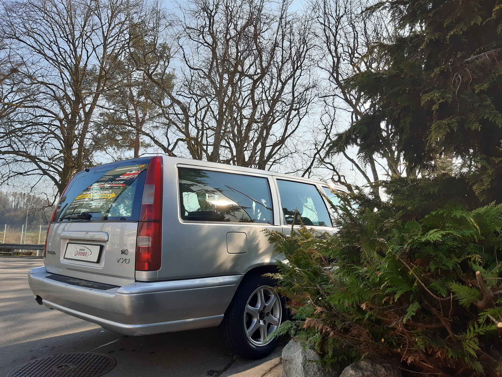 VOLVO V70 2.5-image-11