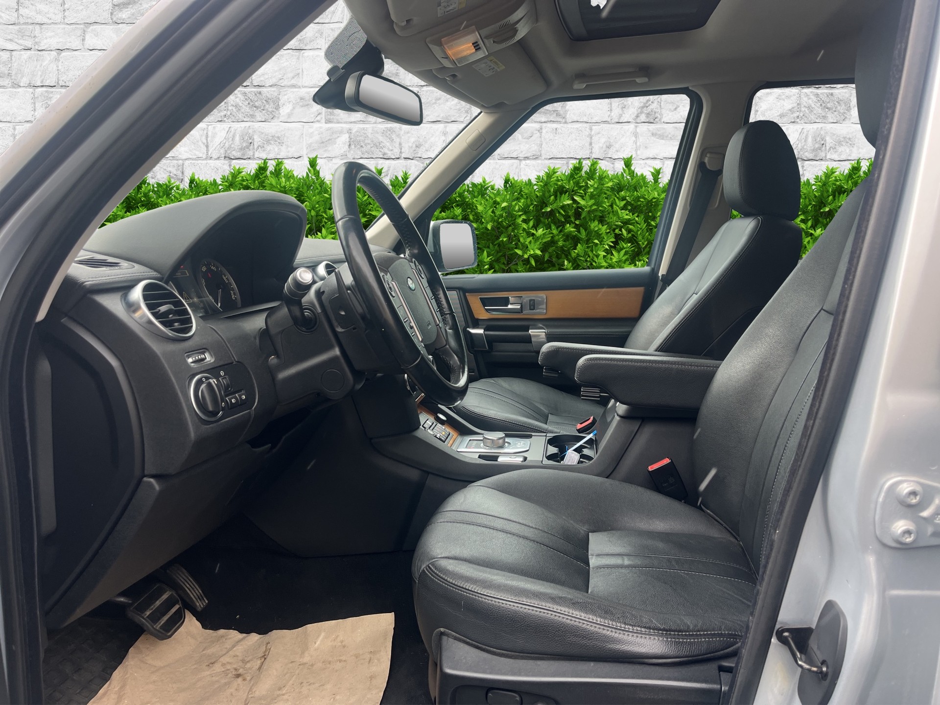 LAND ROVER Discovery 3.0 SDV6 HSE Automatic 7 PLACES-image-10