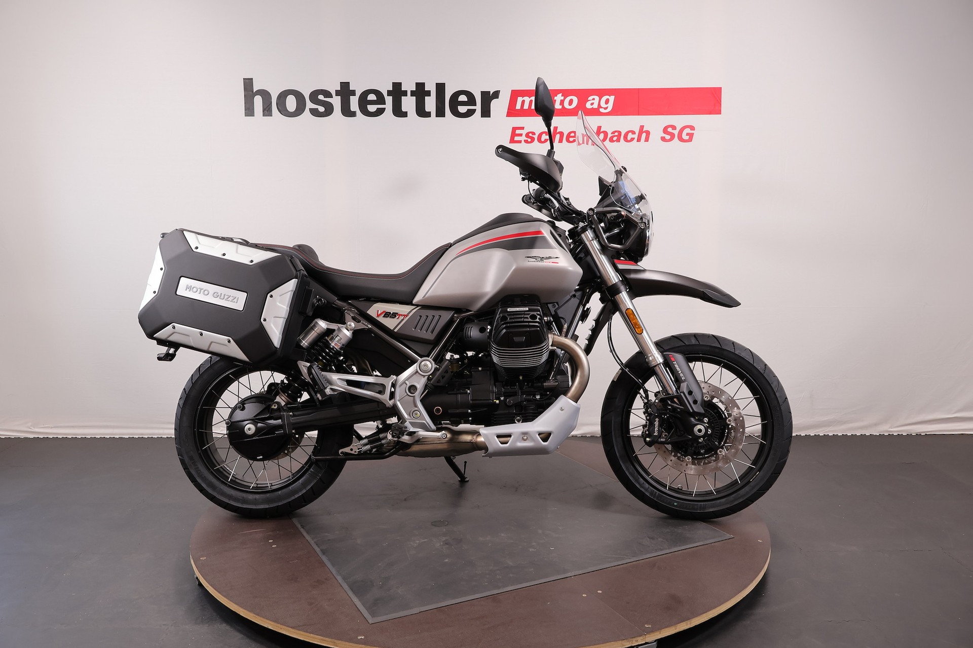 MOTO GUZZI V85 TT-image-1