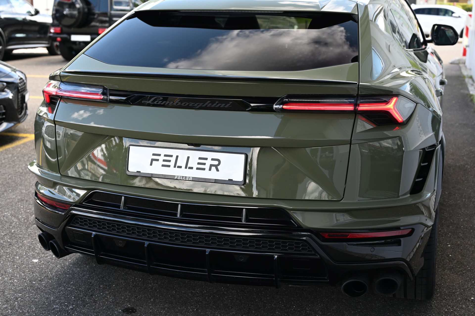 LAMBORGHINI Urus S E-Gear-image-7