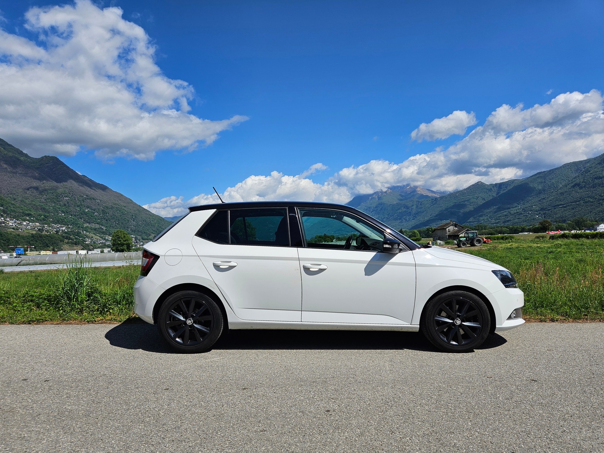 SKODA Fabia 1.2 TSI Style-image-3