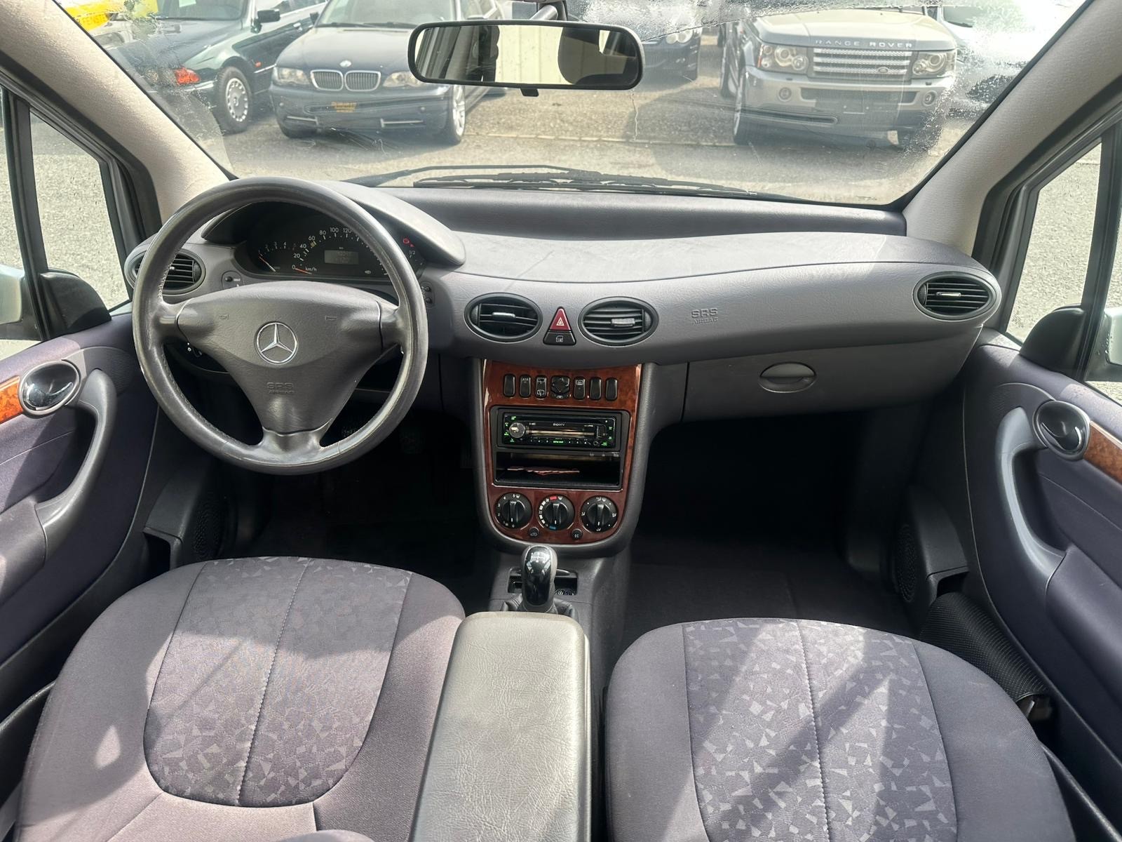 MERCEDES-BENZ A 170 CDI Elégance-image-8