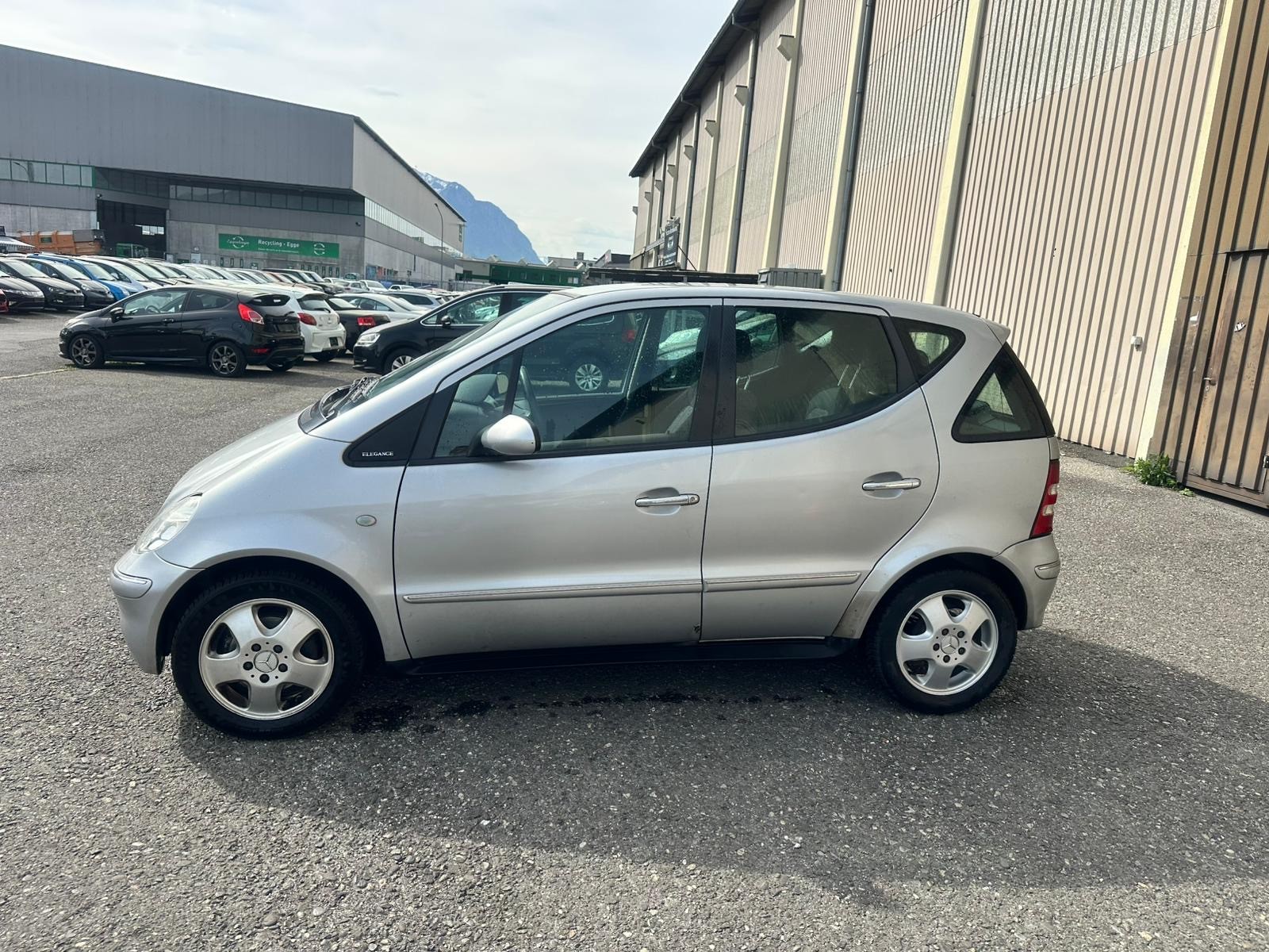 MERCEDES-BENZ A 170 CDI Elégance-image-3