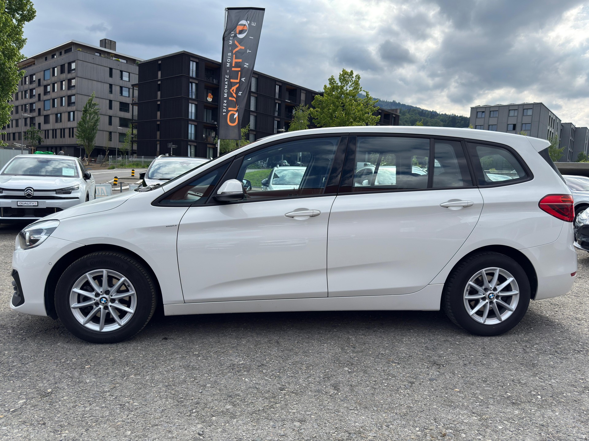 BMW 216d Gran Tourer DKG-image-6