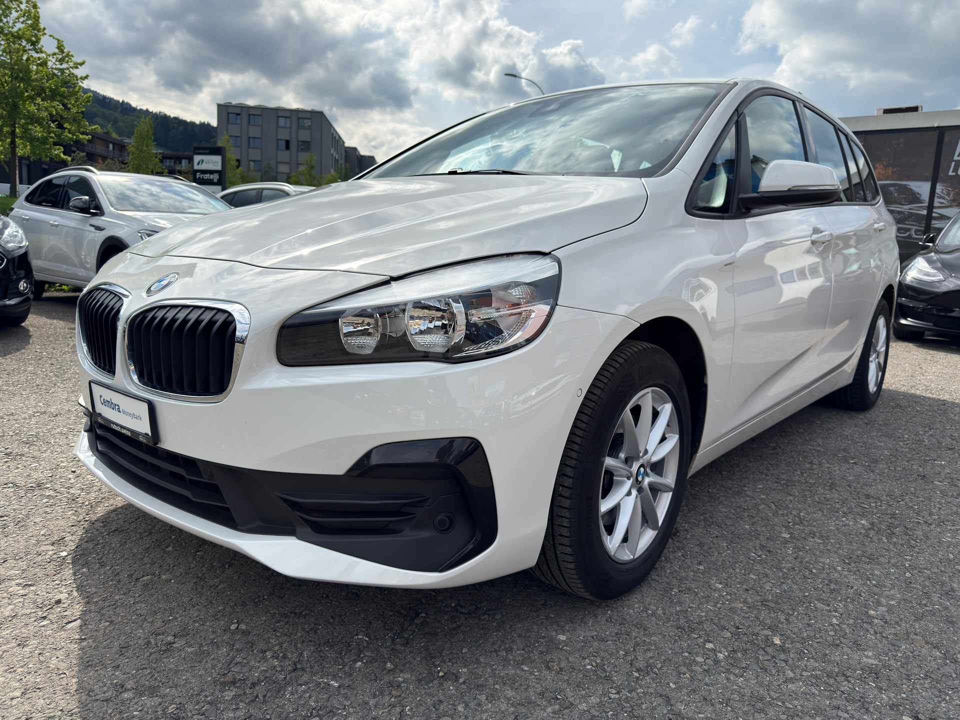 BMW 216d Gran Tourer DKG-showroom-element-2