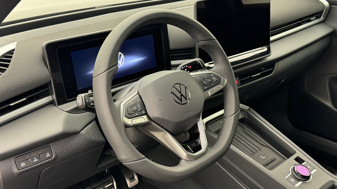 VW T-Roc 1.5 eTSI mHEV R-Line DSG-image-6
