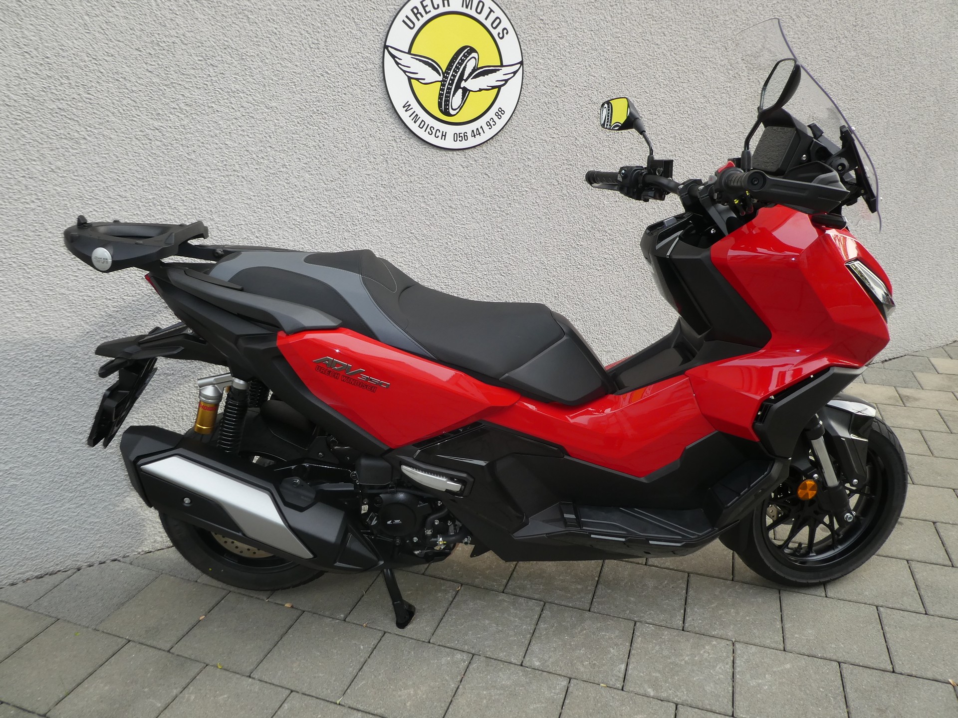 HONDA ADV 350-showroom-element-2