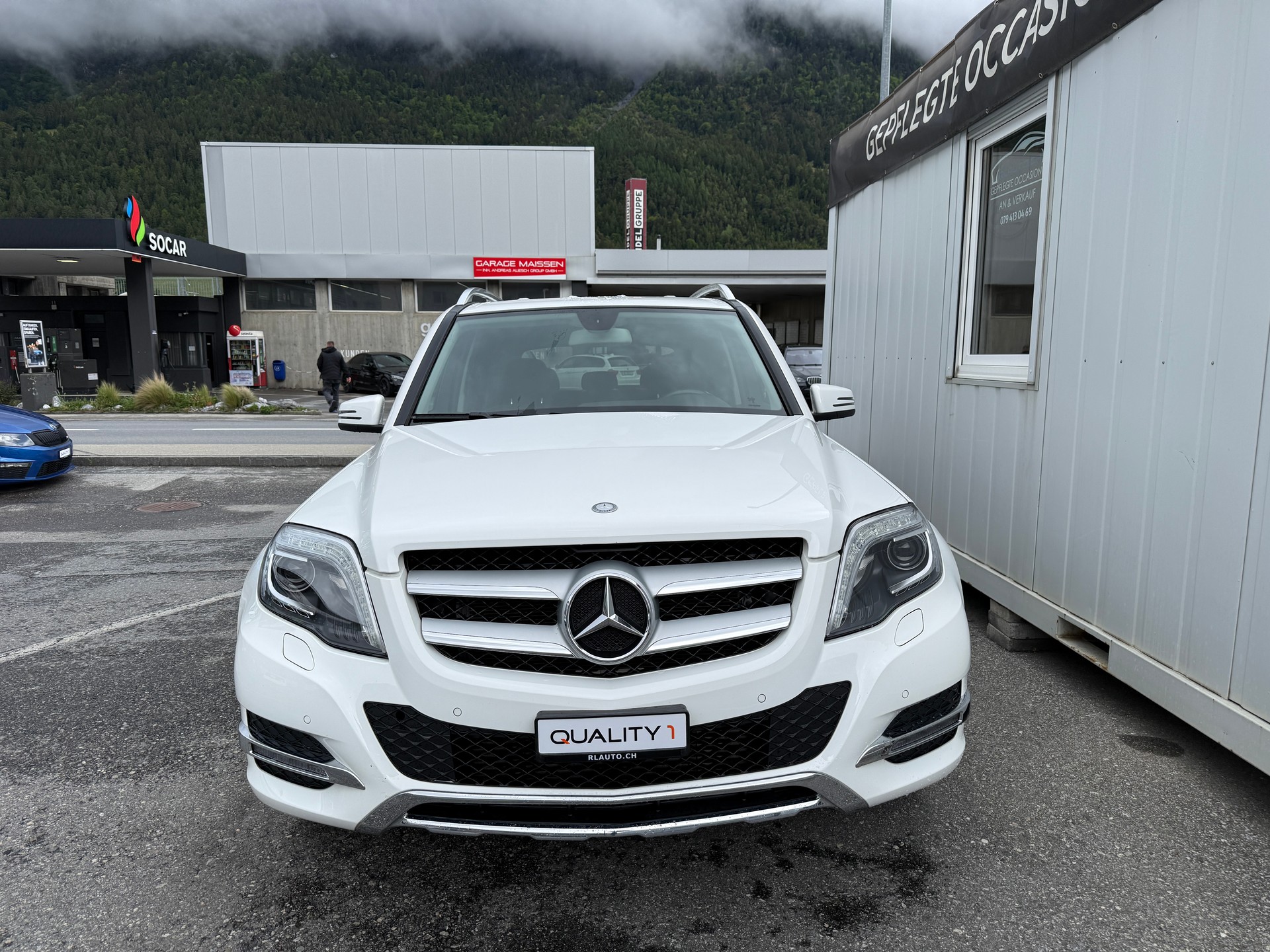 MERCEDES-BENZ GLK 220 BlueTEC Swiss Star Ed. 4Matic 7G-Tronic * TOPZUSTAND* SERVICEGEPFLEGT*-image-19