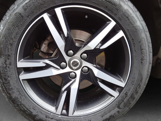 VOLVO XC40 T4 AWD R-Design-image-11