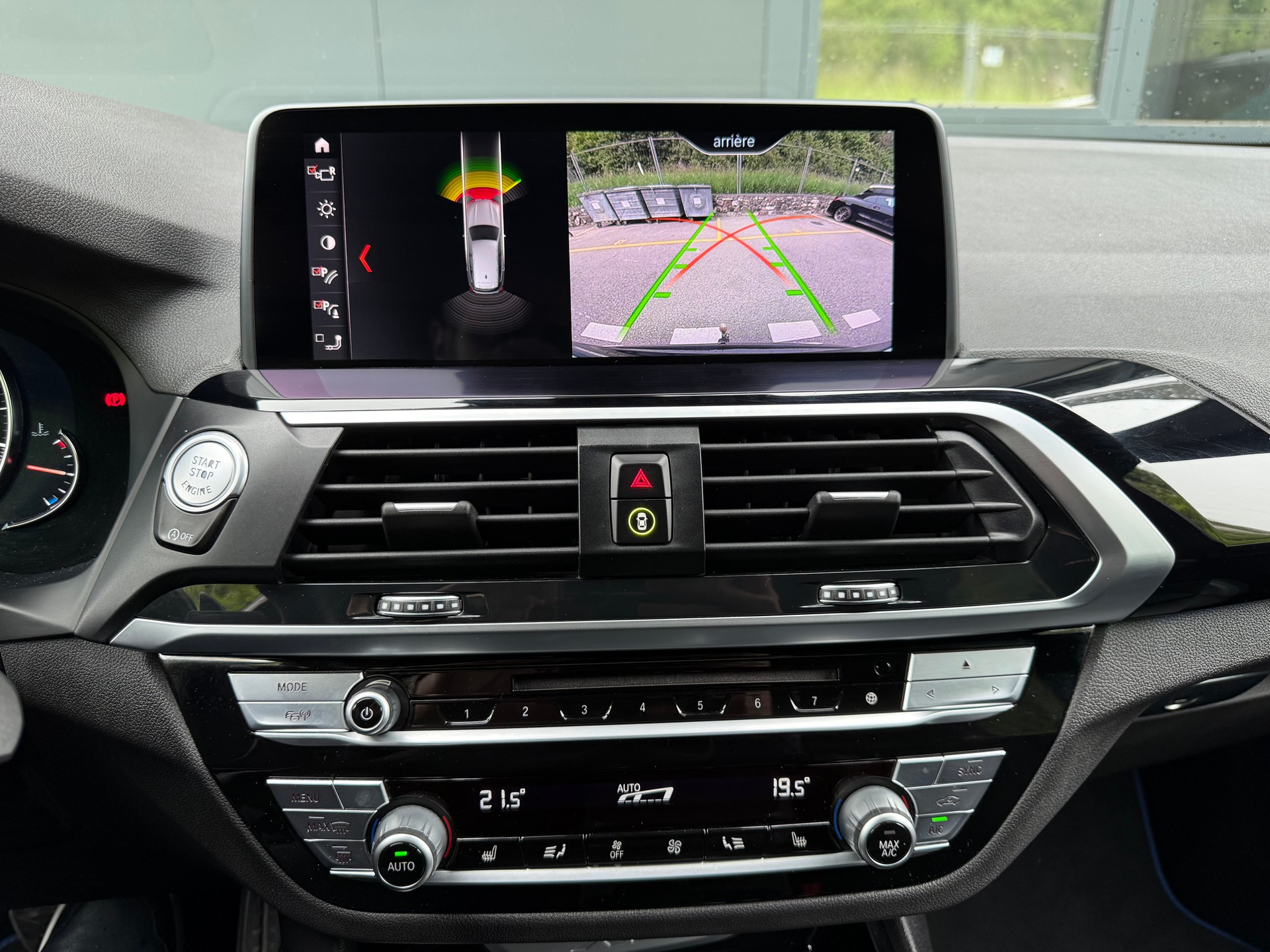 BMW X3 xDrive 25d Individual M Sport Steptronic-image-7