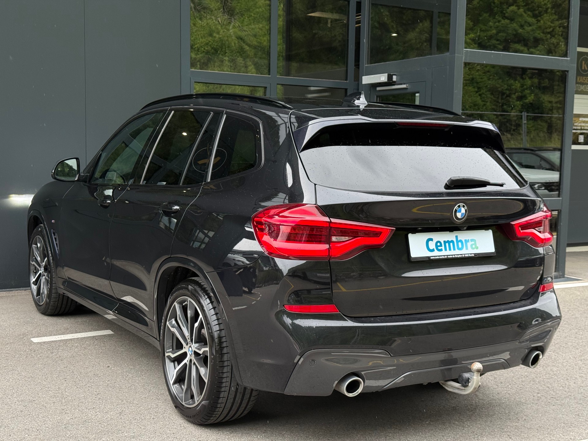 BMW X3 xDrive 25d Individual M Sport Steptronic-showroom-element-3