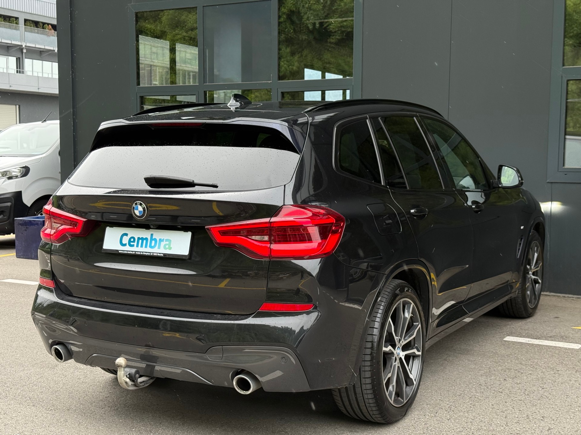 BMW X3 xDrive 25d Individual M Sport Steptronic-image-4