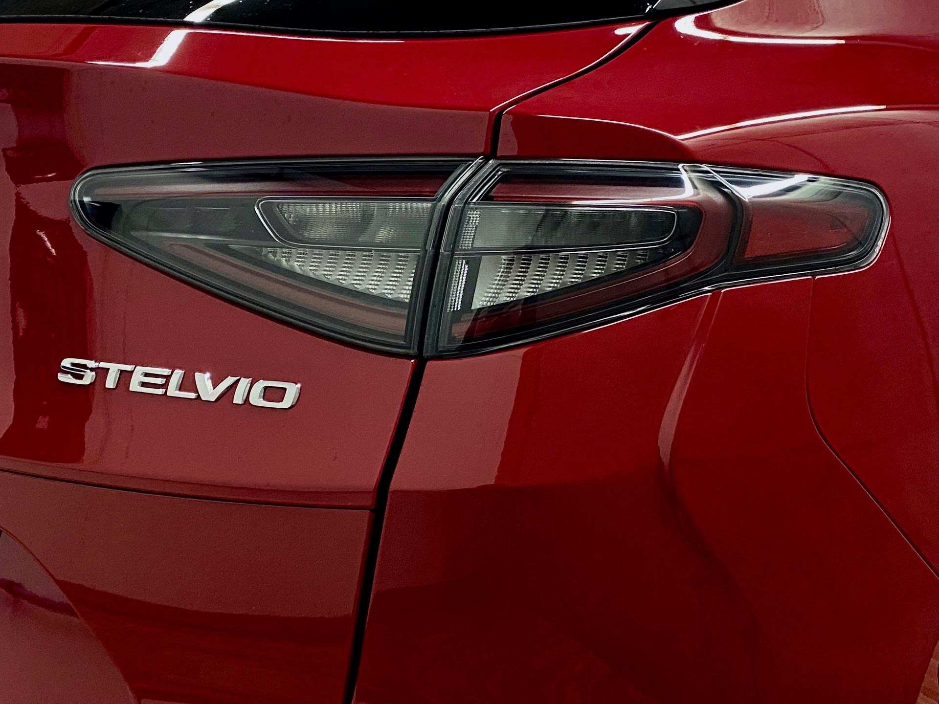 ALFA ROMEO Stelvio 2.9 V6*Quadrifoglio*Q4*Swiss*Sky*-image-31