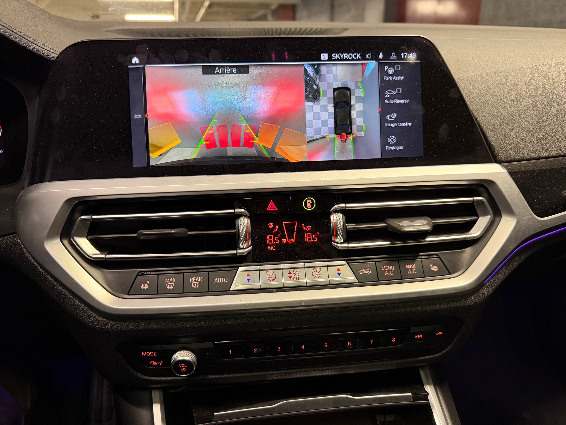 BMW M340i xDrive Steptronic-image-12