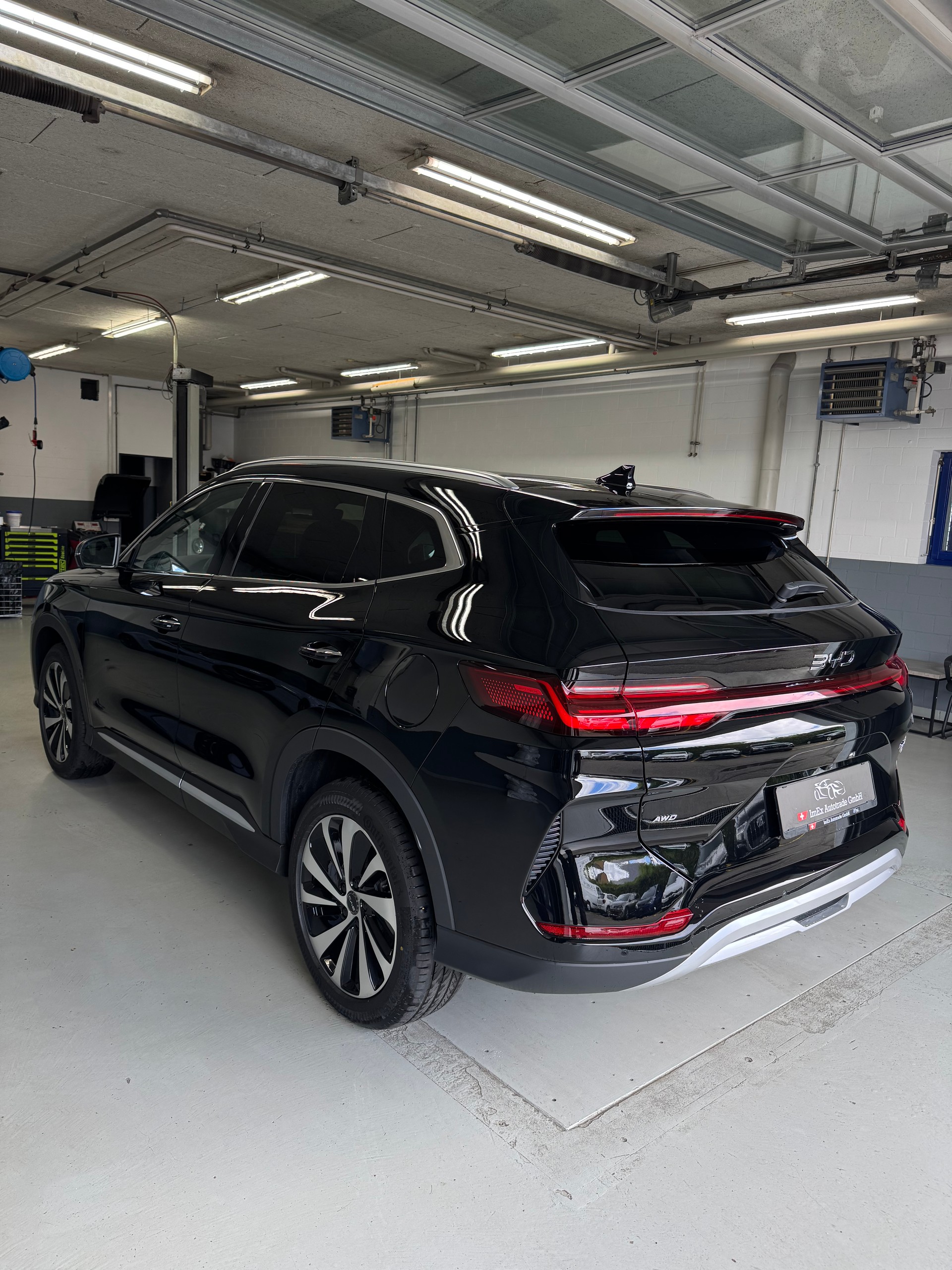 BYD Seal U DM-i PHEV Design AWD 324PS VOLLAUSSTATTUNG-image-4