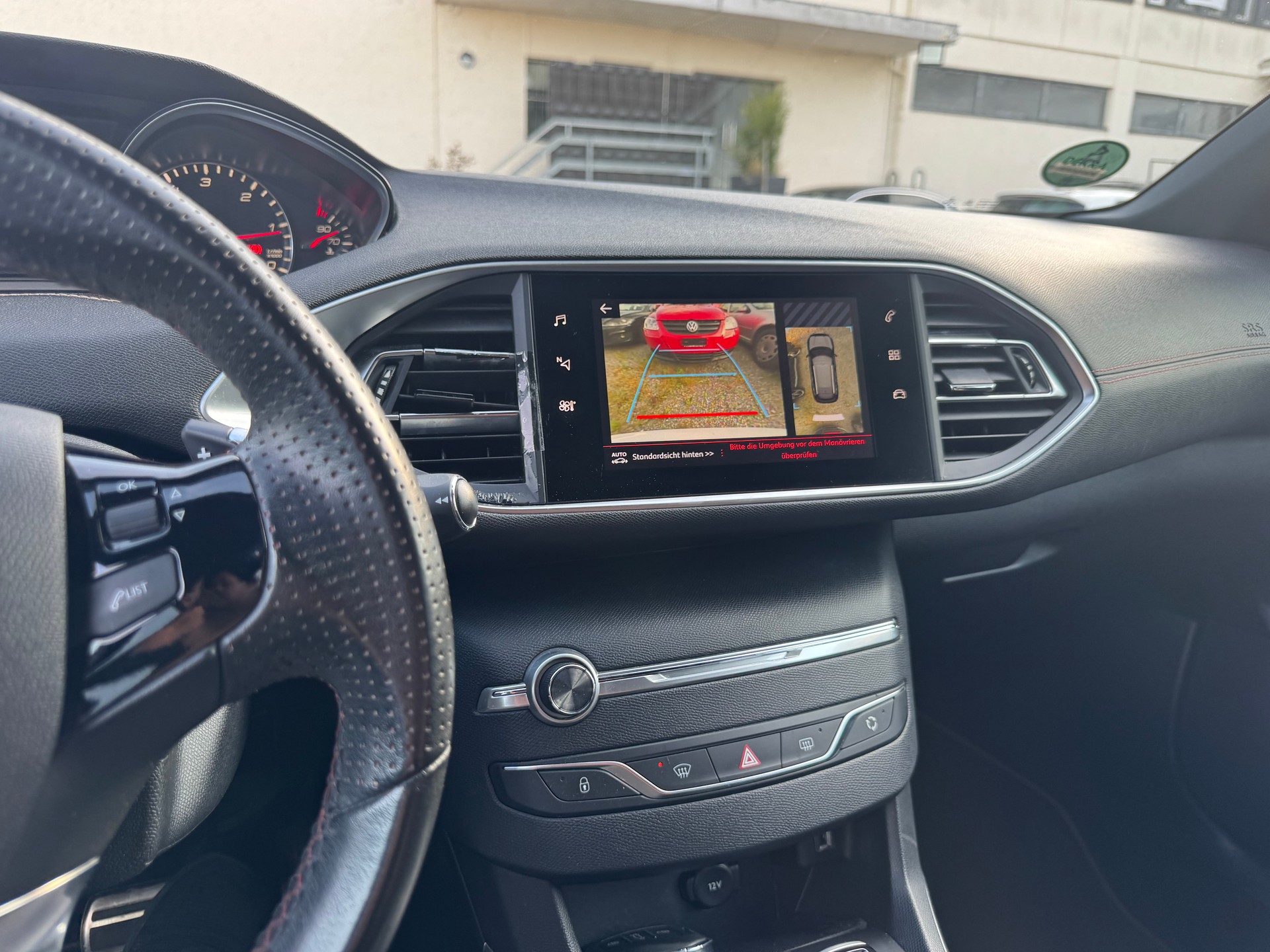 PEUGEOT 308 SW 2.0 BlueHDI GT EAT8-image-11
