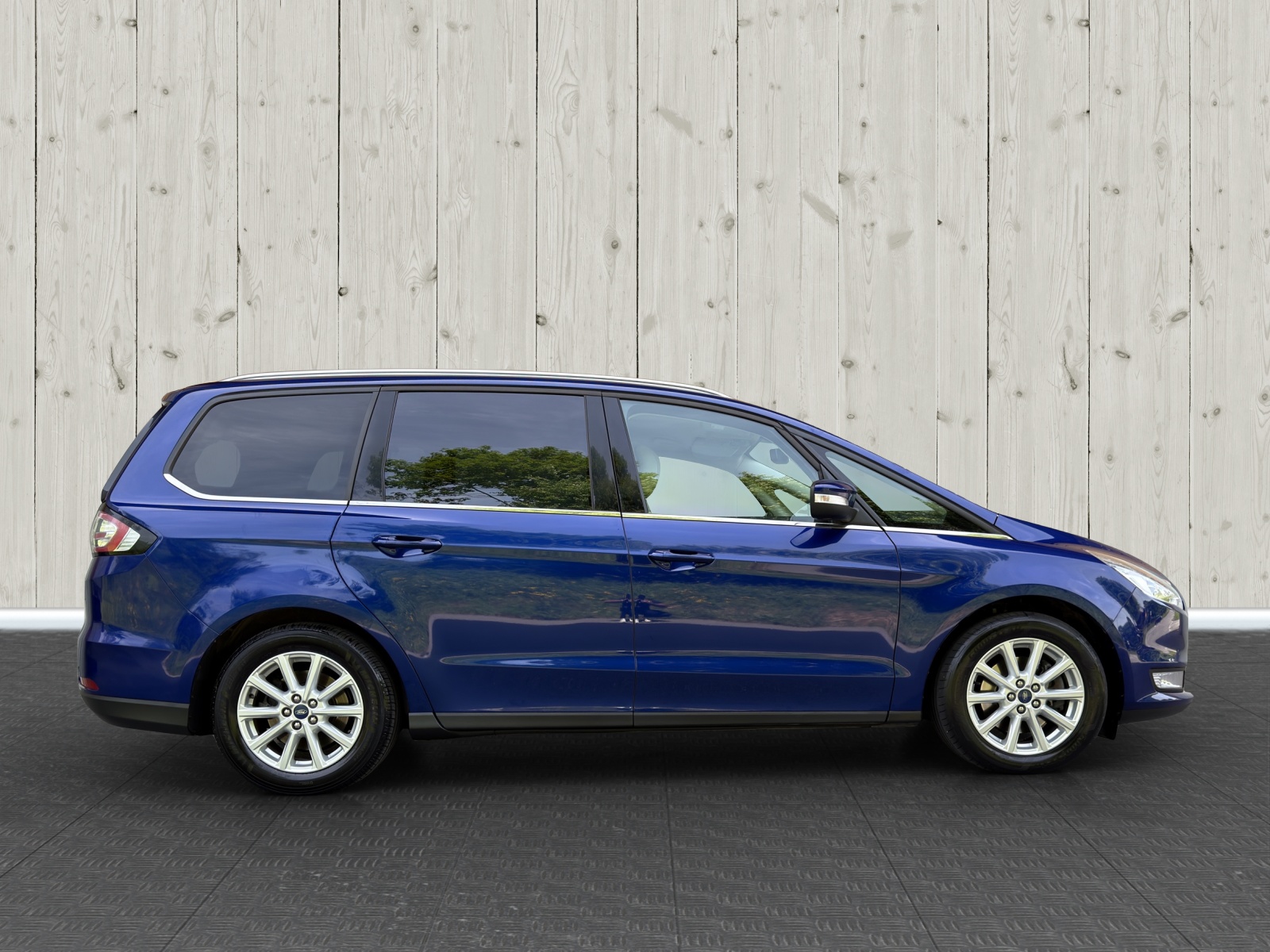 FORD Galaxy 2.0 TDCi Titanium AWD PowerShift-image-7