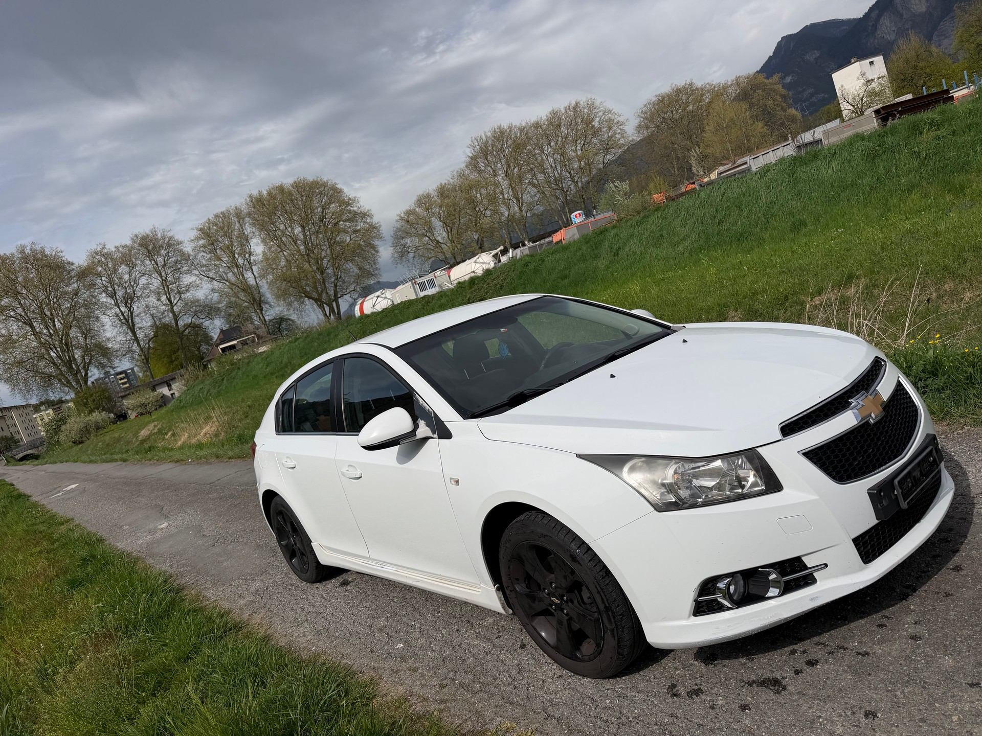 CHEVROLET Cruze 1.8 100 Edition-image-2