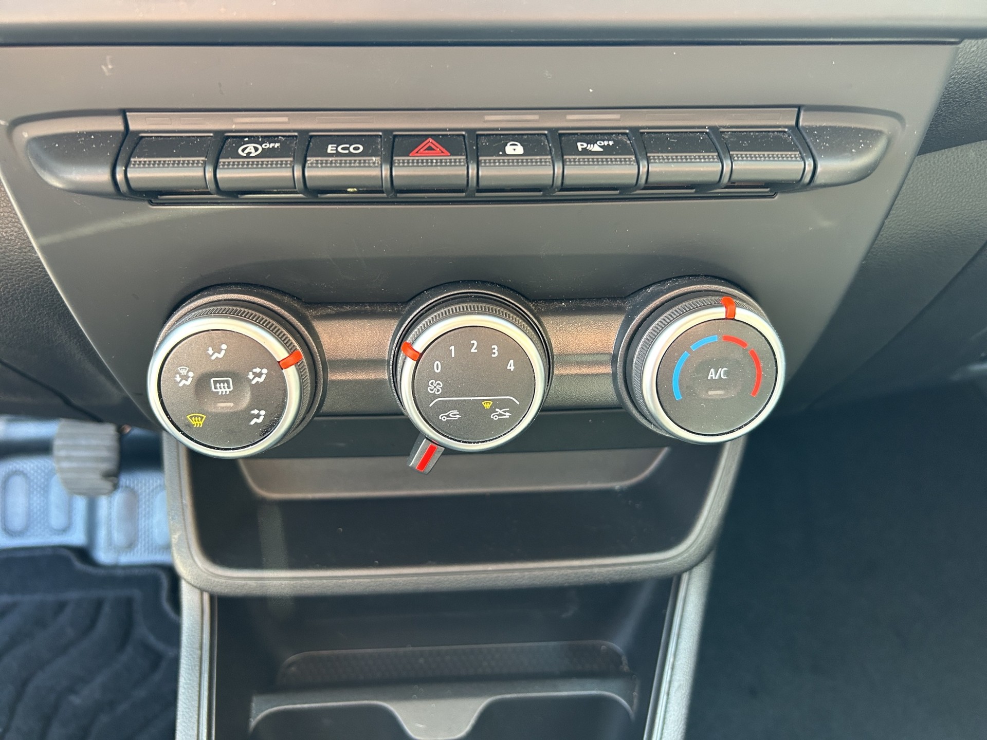 RENAULT KANGOO EXPR.-image-12