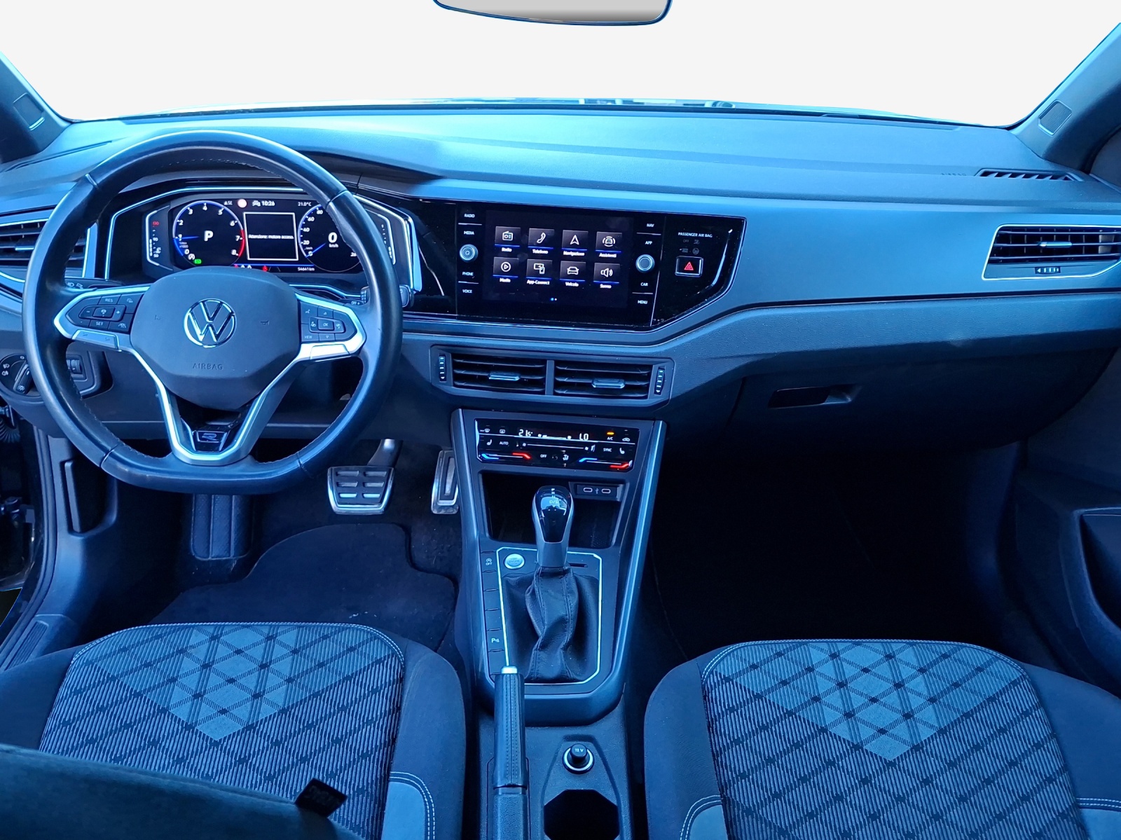 VW Taigo 1.0 TSI R-Line DSG-image-8