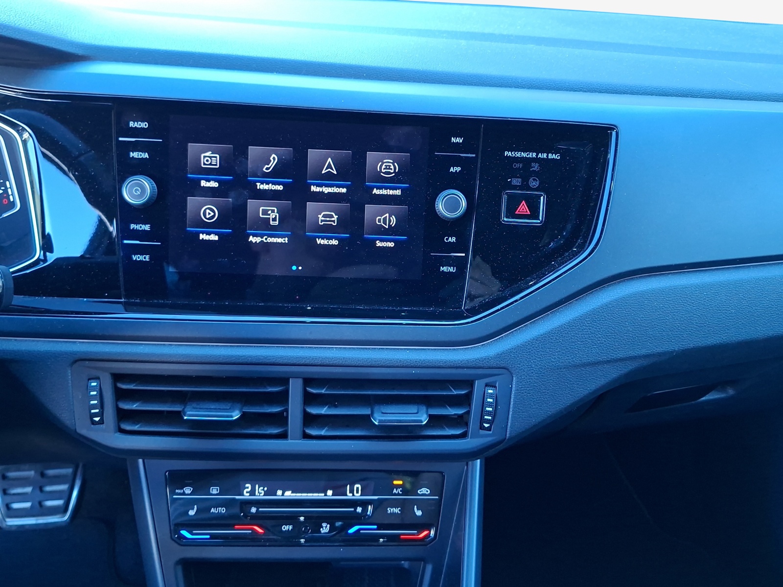 VW Taigo 1.0 TSI R-Line DSG-image-10