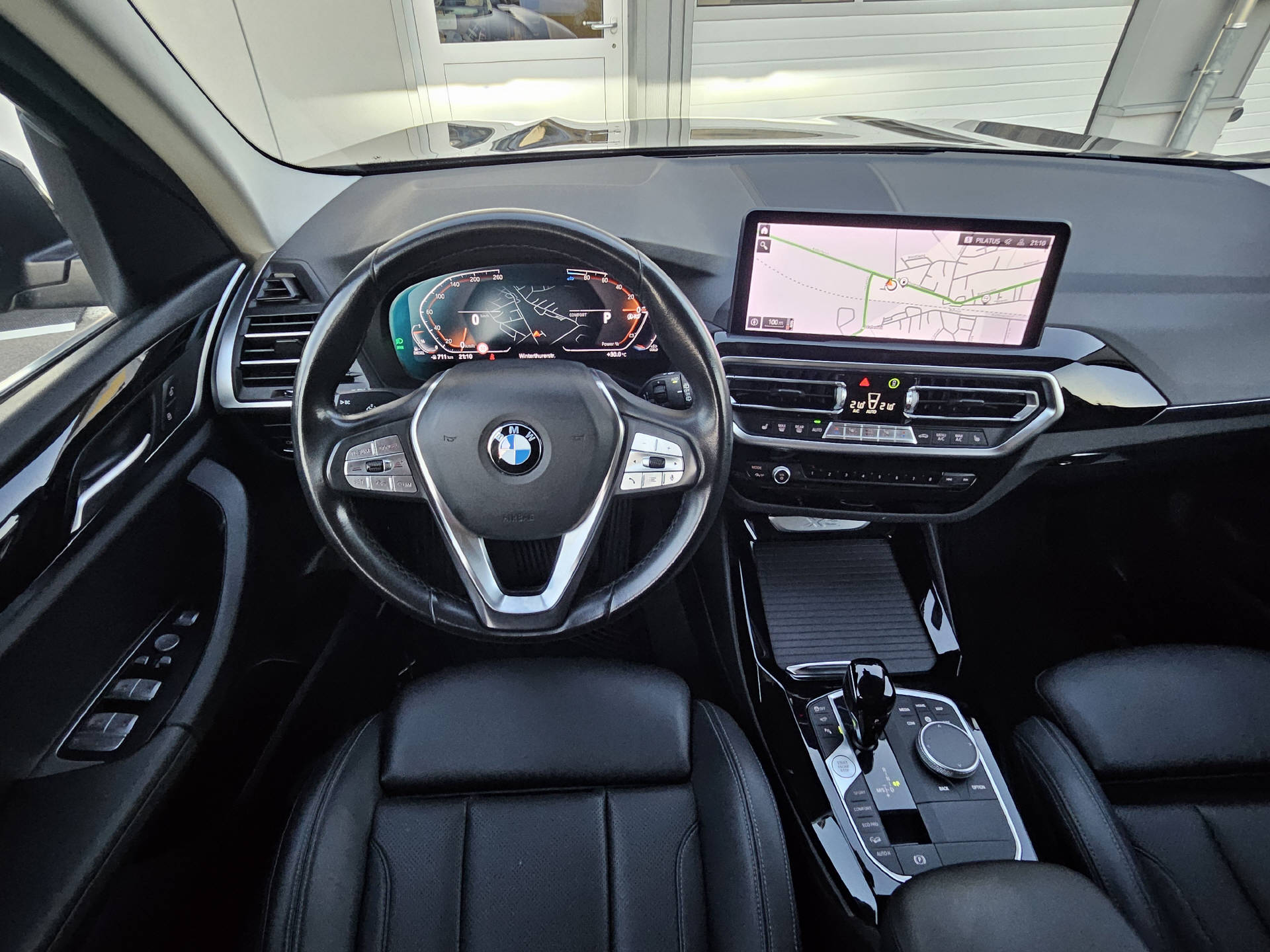 BMW X3 20d xDrive-image-10