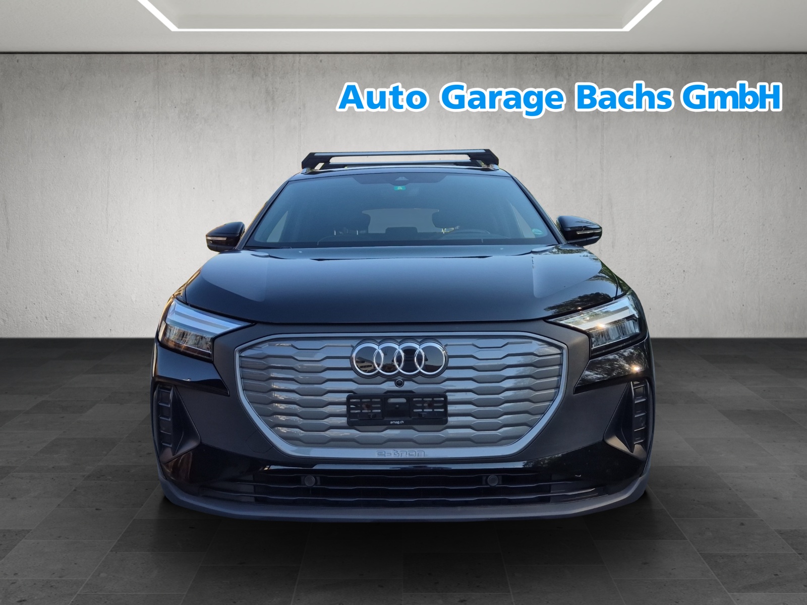 AUDI Q4 e-tron 40-showroom-element-1