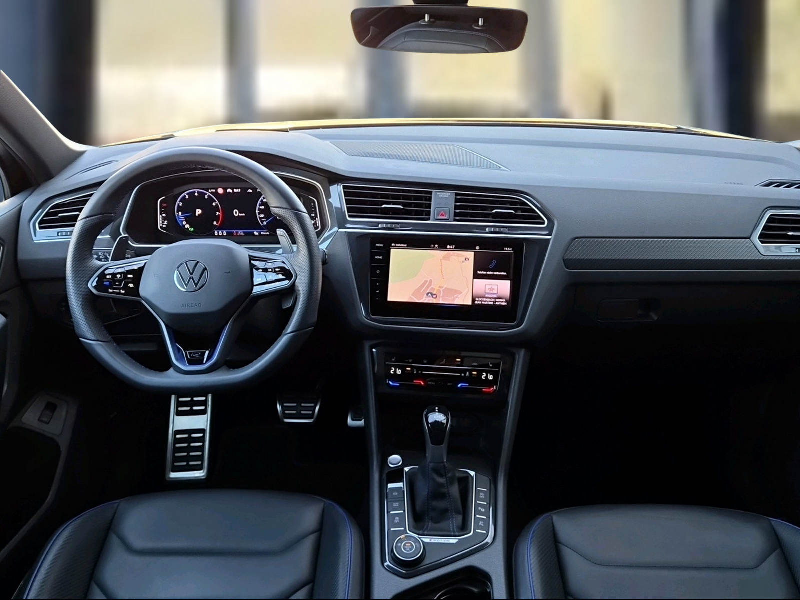 VW Tiguan 2.0TSI R 4Motion DSG Deepblack Perleffekt-image-6
