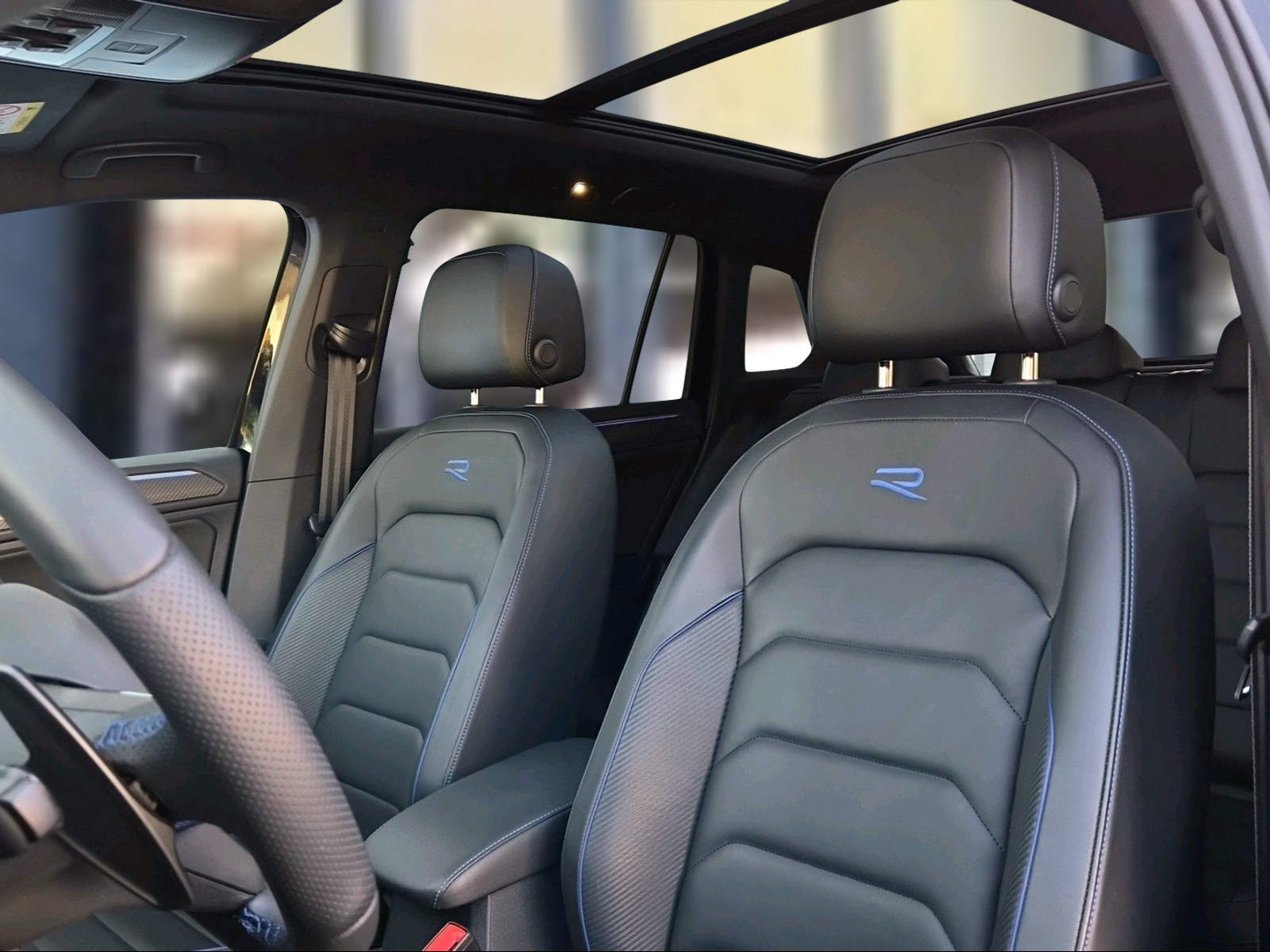 VW Tiguan 2.0TSI R 4Motion DSG Deepblack Perleffekt-image-7