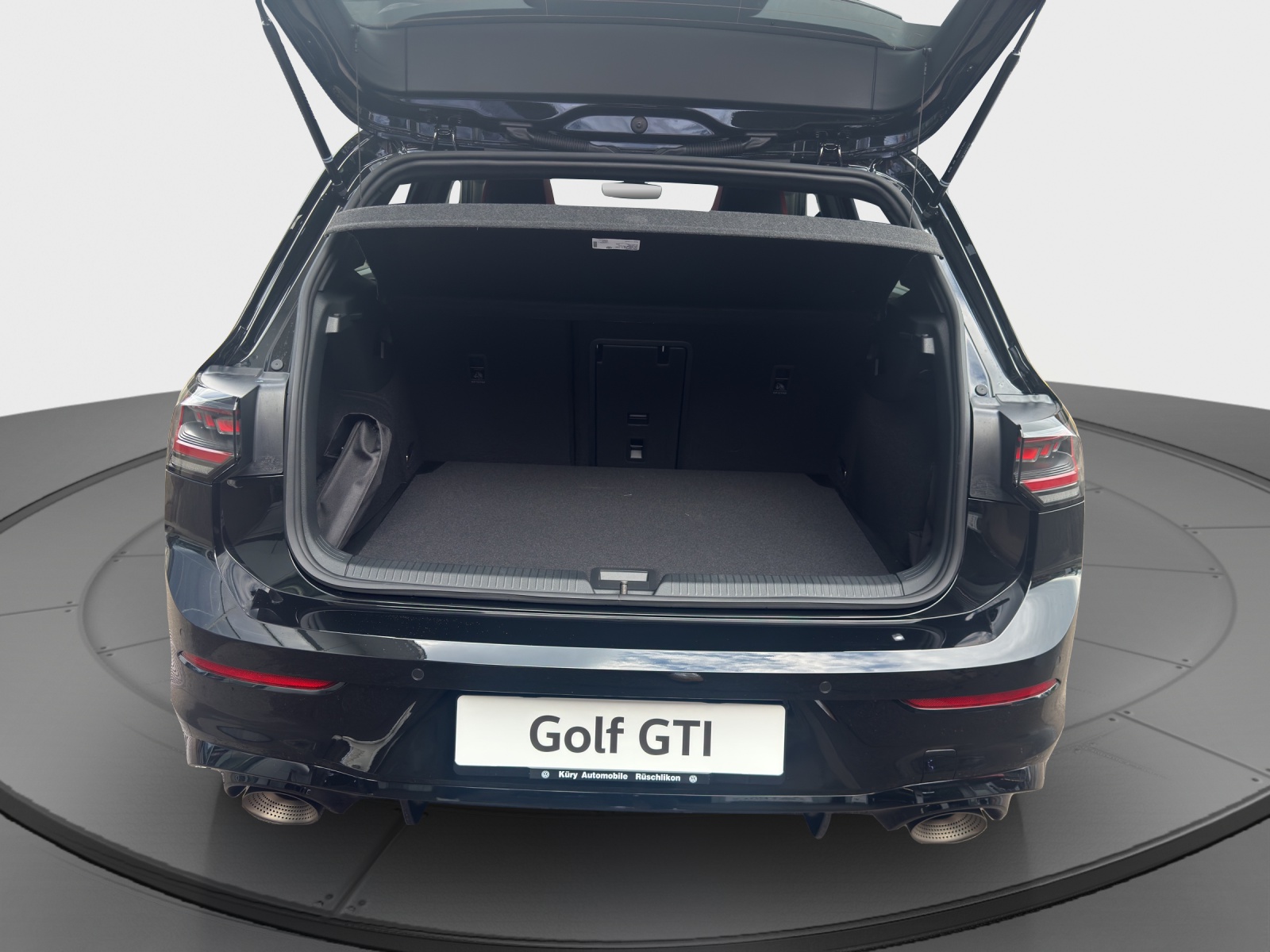 VW Golf 2.0 TSI GTI Edition 50 DSG-image-13