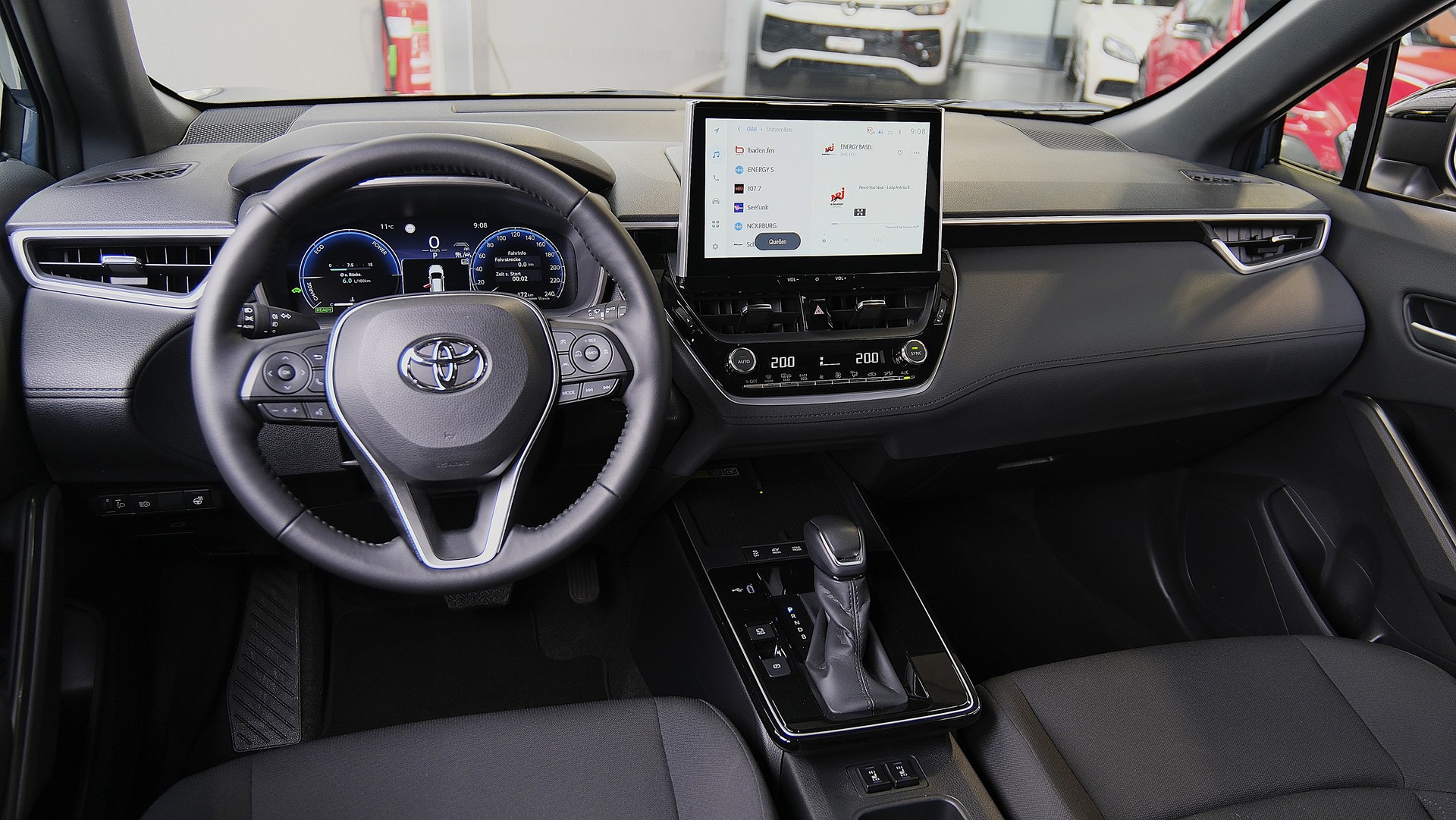 TOYOTA Corolla Cross 2.0 Trend e-CVT-image-5