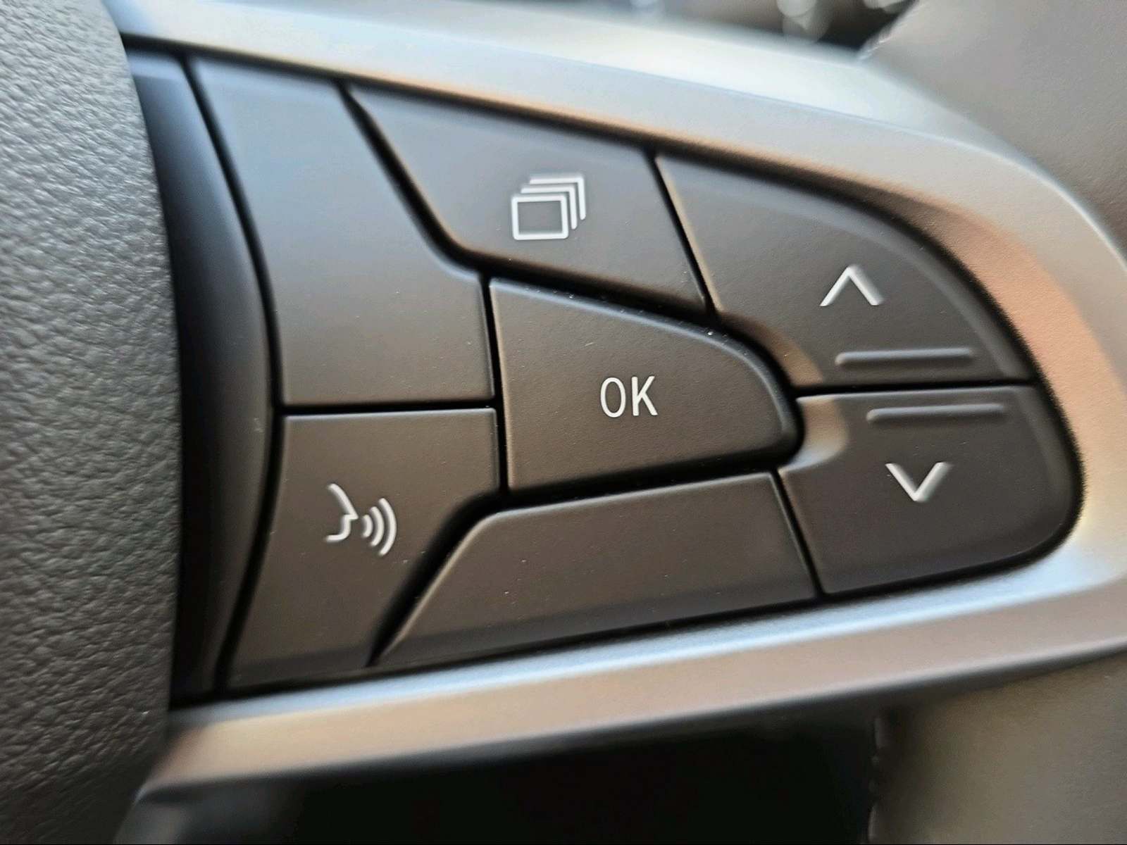 DACIA Jogger 1.8 Hybrid Journey-image-12