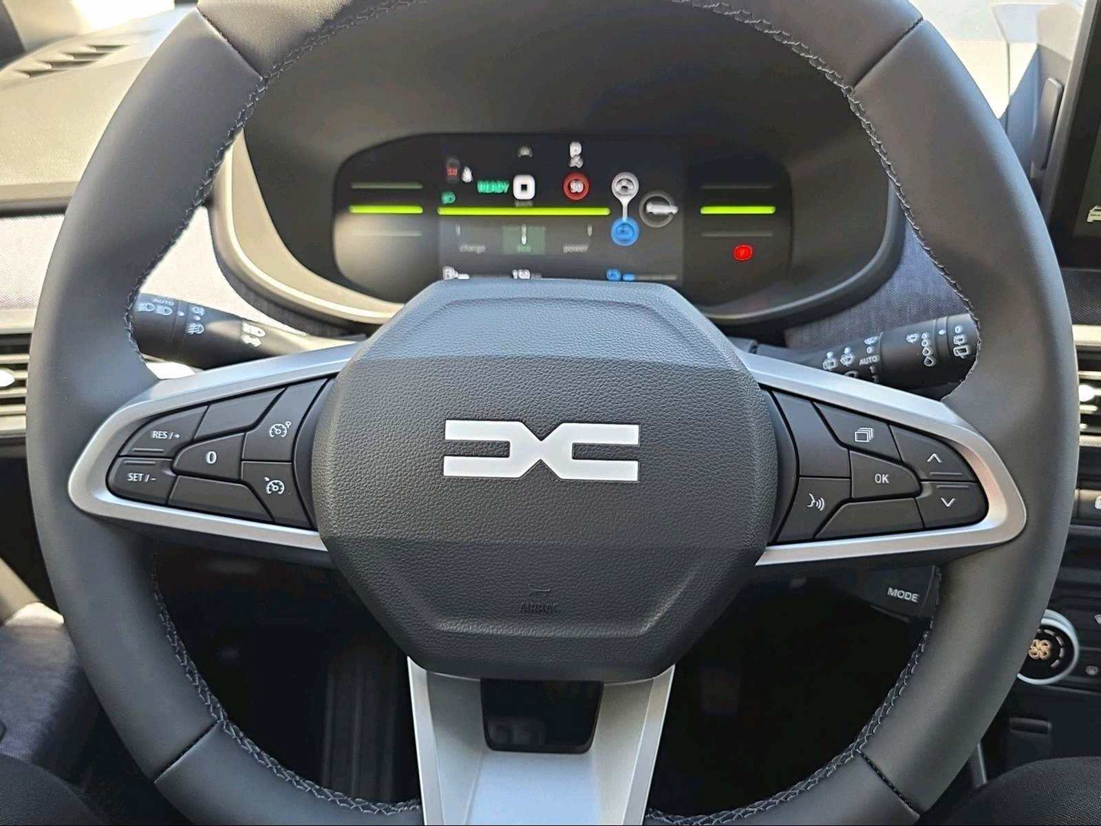 DACIA Jogger 1.8 Hybrid Journey-image-11