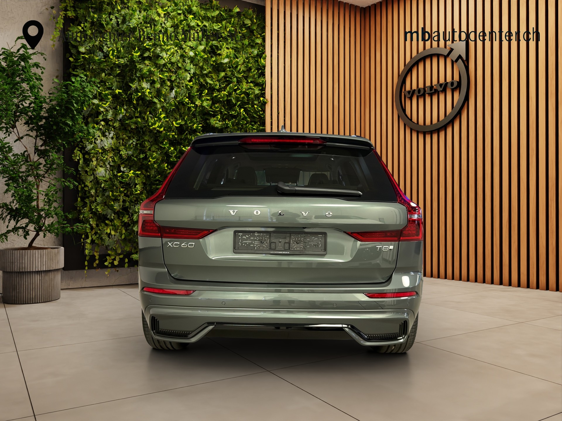 VOLVO XC60 2.0 T8 TE Ultra Dark eAWD-showroom-element-3