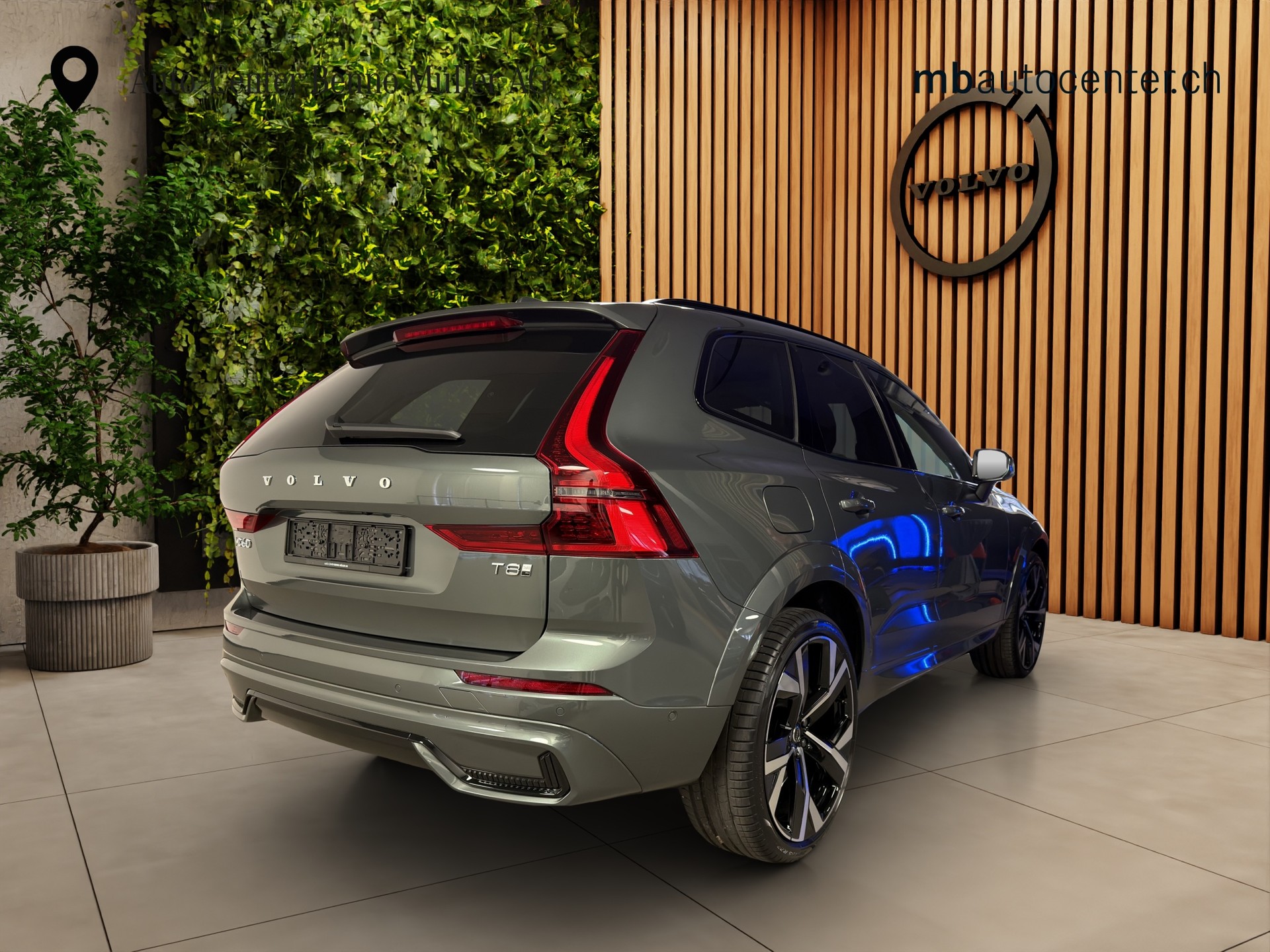 VOLVO XC60 2.0 T8 TE Ultra Dark eAWD-image-4