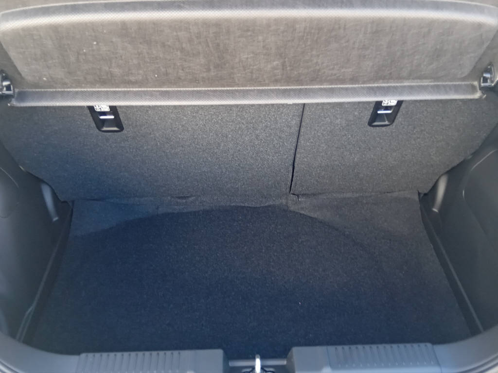 SUZUKI Swift 1.2 Sakura Top Hybrid 4x4-image-6
