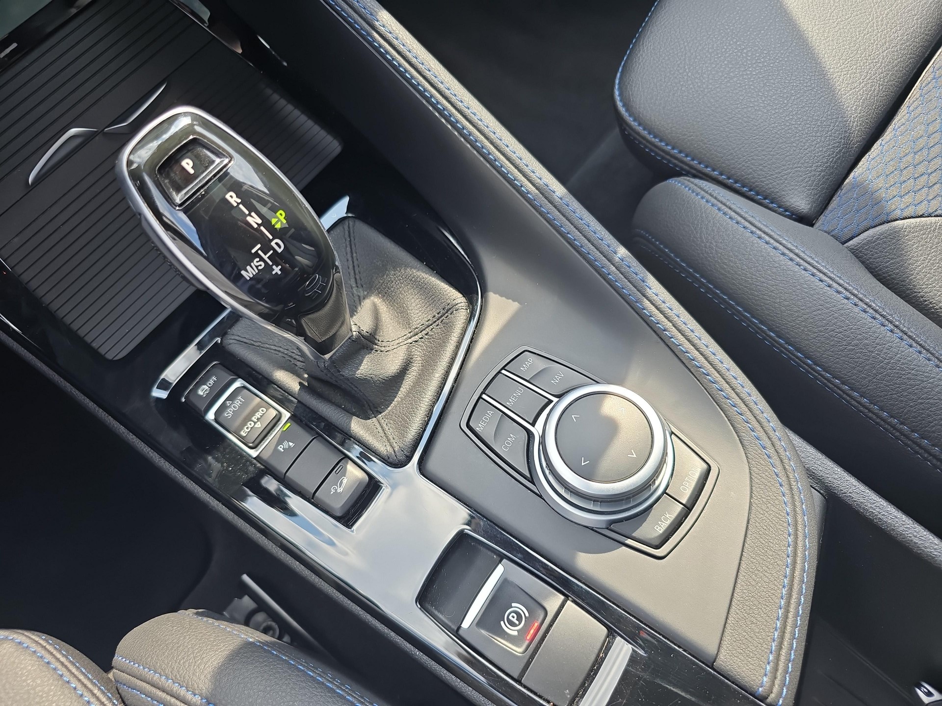 BMW X1 18d xDrive / ab 3,99% Leasing bei Abschluss einer Protect Autoversicherung-image-14