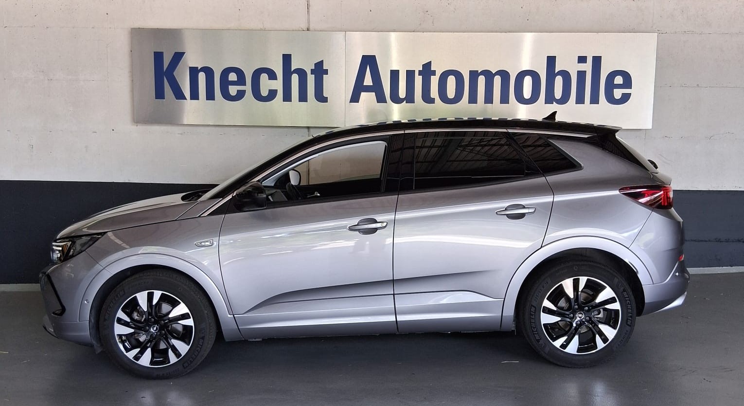 OPEL Grandland 1.2i TP Elegance Automatik