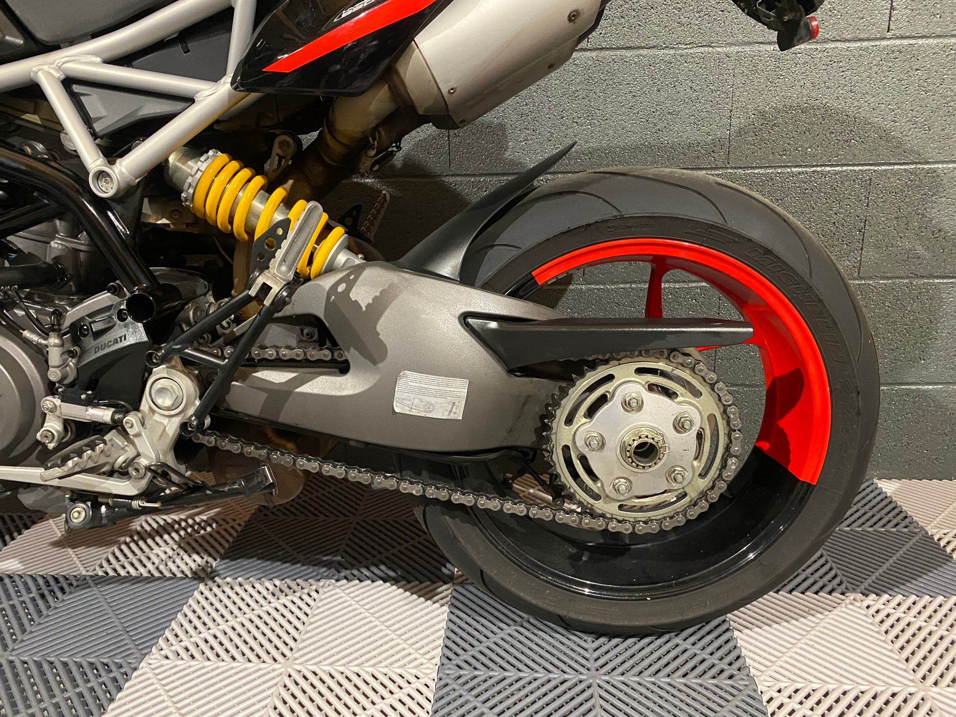 DUCATI Hypermotard 950 RVE-image-11