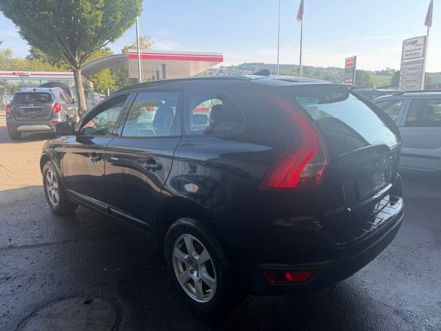 VOLVO XC60 D5 AWD-image-11