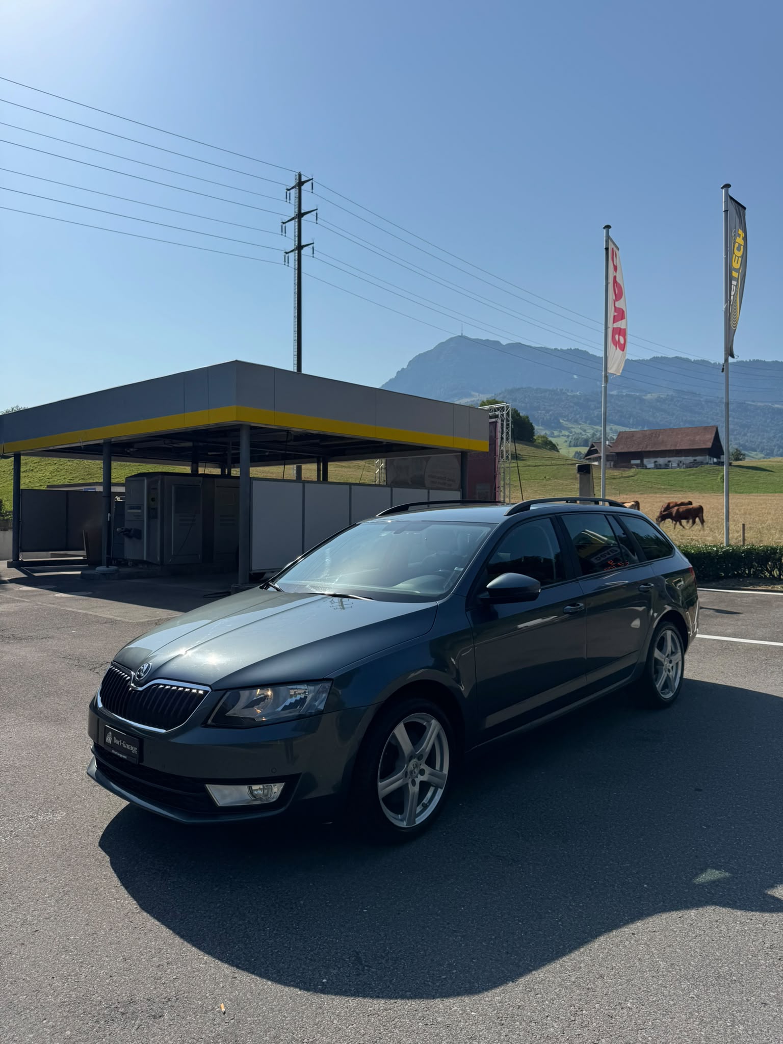 SKODA Octavia Combi 2.0 TDI Ambition 4x4 DSG-showroom-element-2