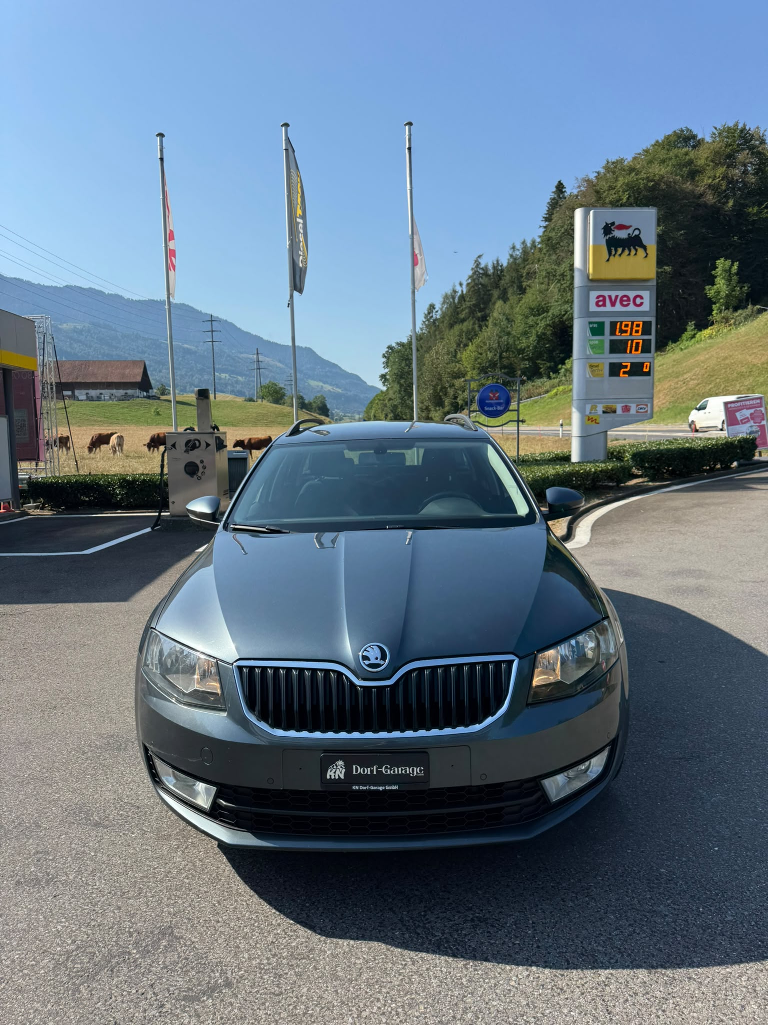 SKODA Octavia Combi 2.0 TDI Ambition 4x4 DSG-showroom-element-1