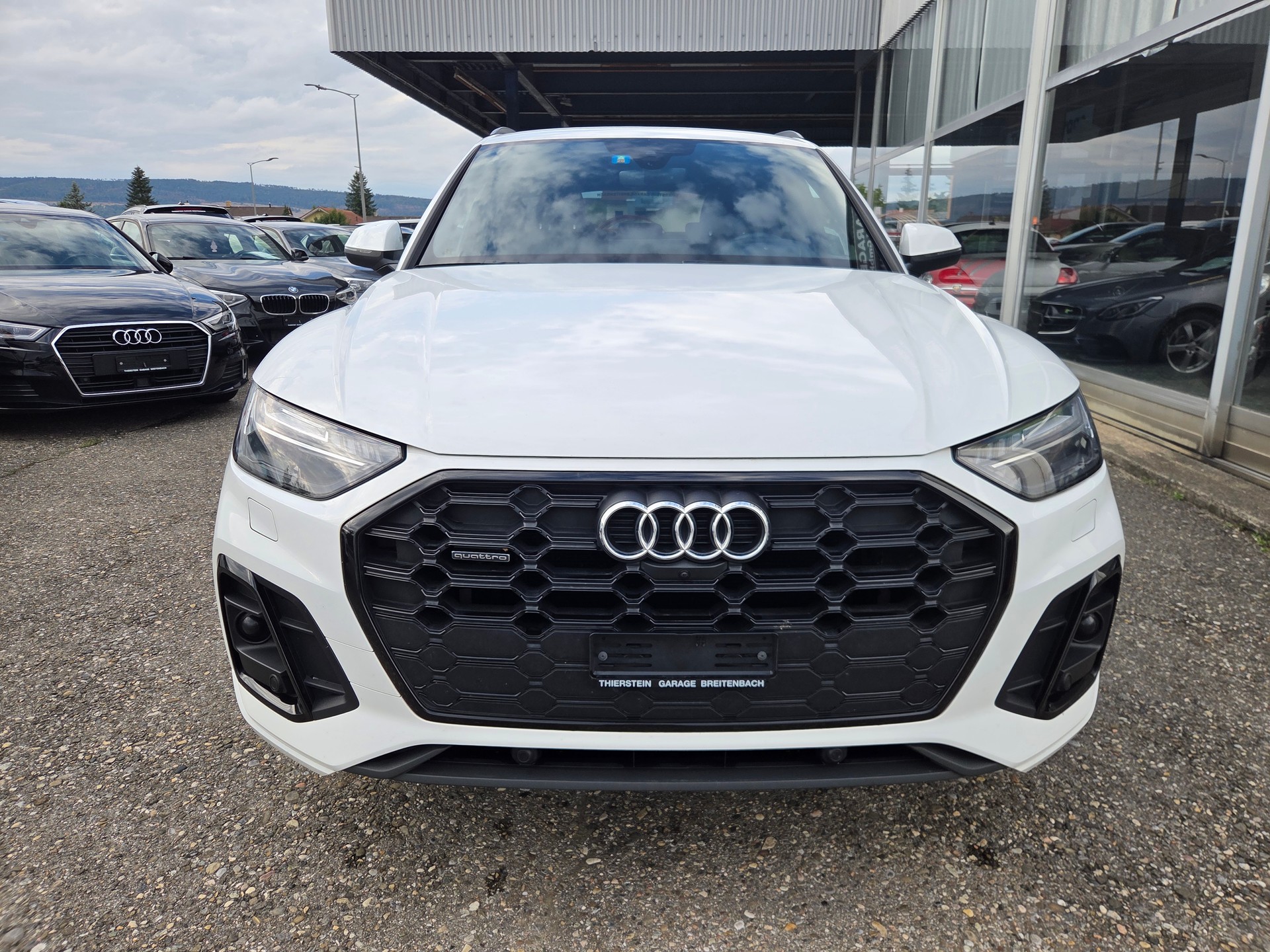 AUDI Q5 40 TDI S-line quattro S-tronic-showroom-element-2