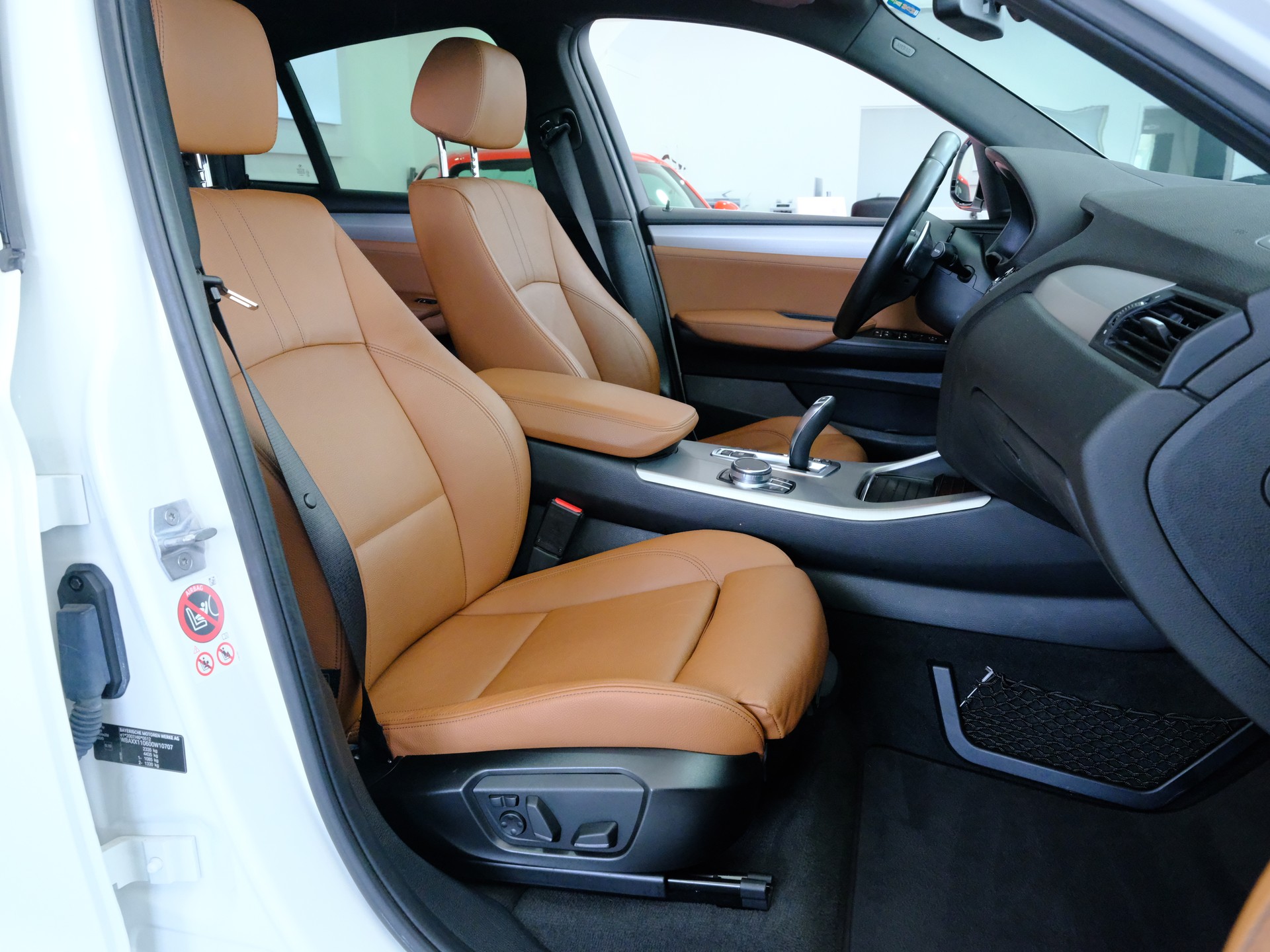 BMW X4 xDrive 20d M Sport-image-14