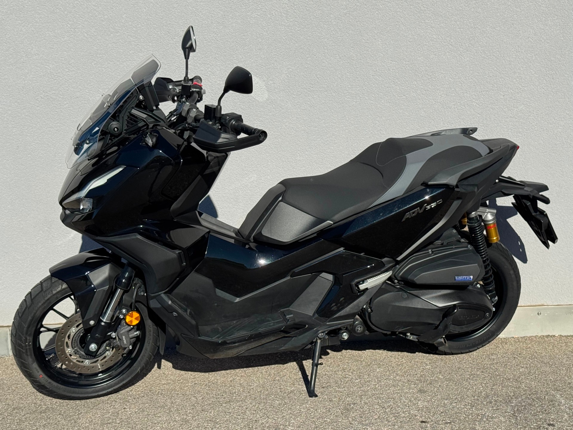 HONDA ADV 350-image-5