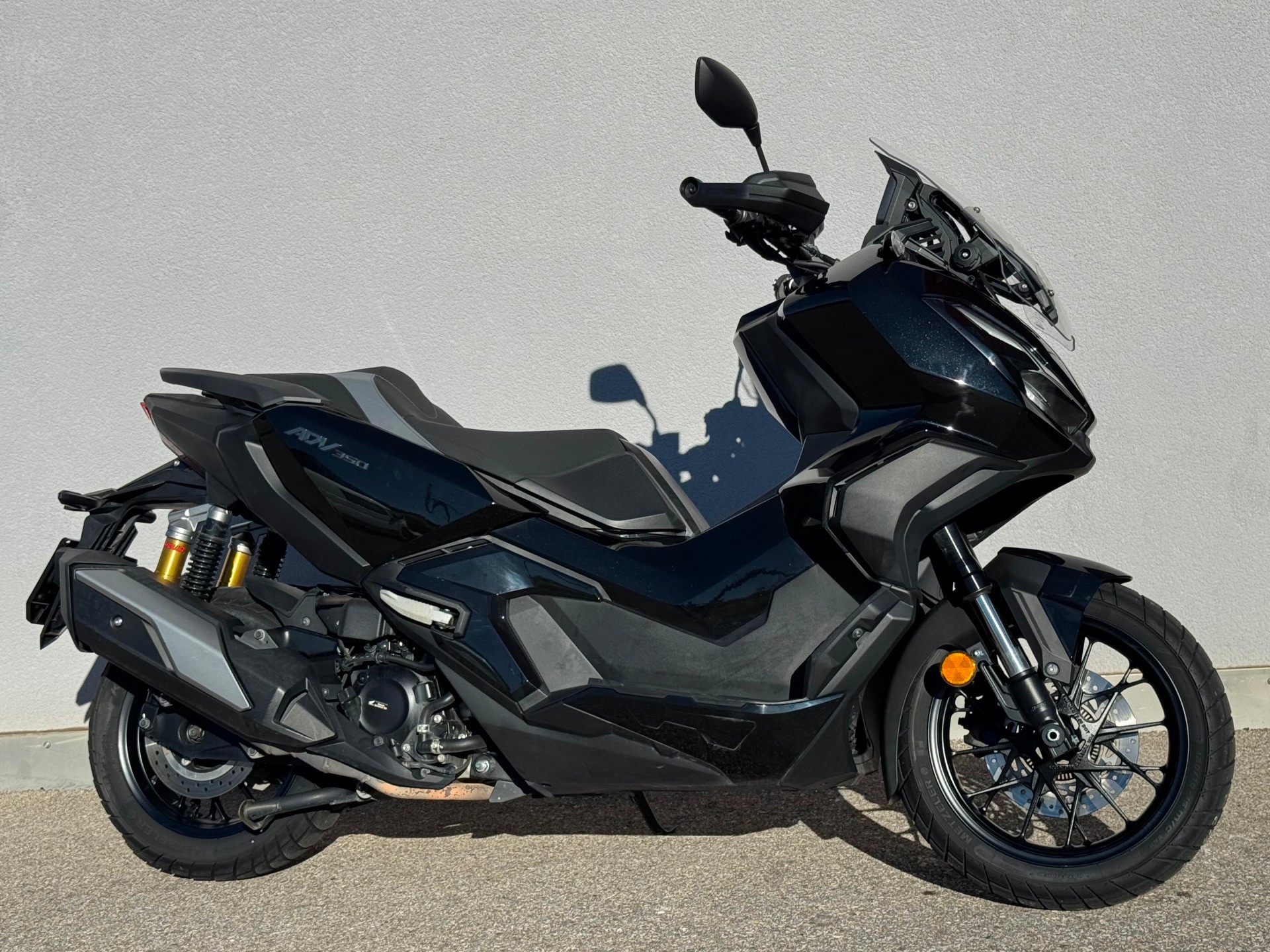HONDA ADV 350-image-2