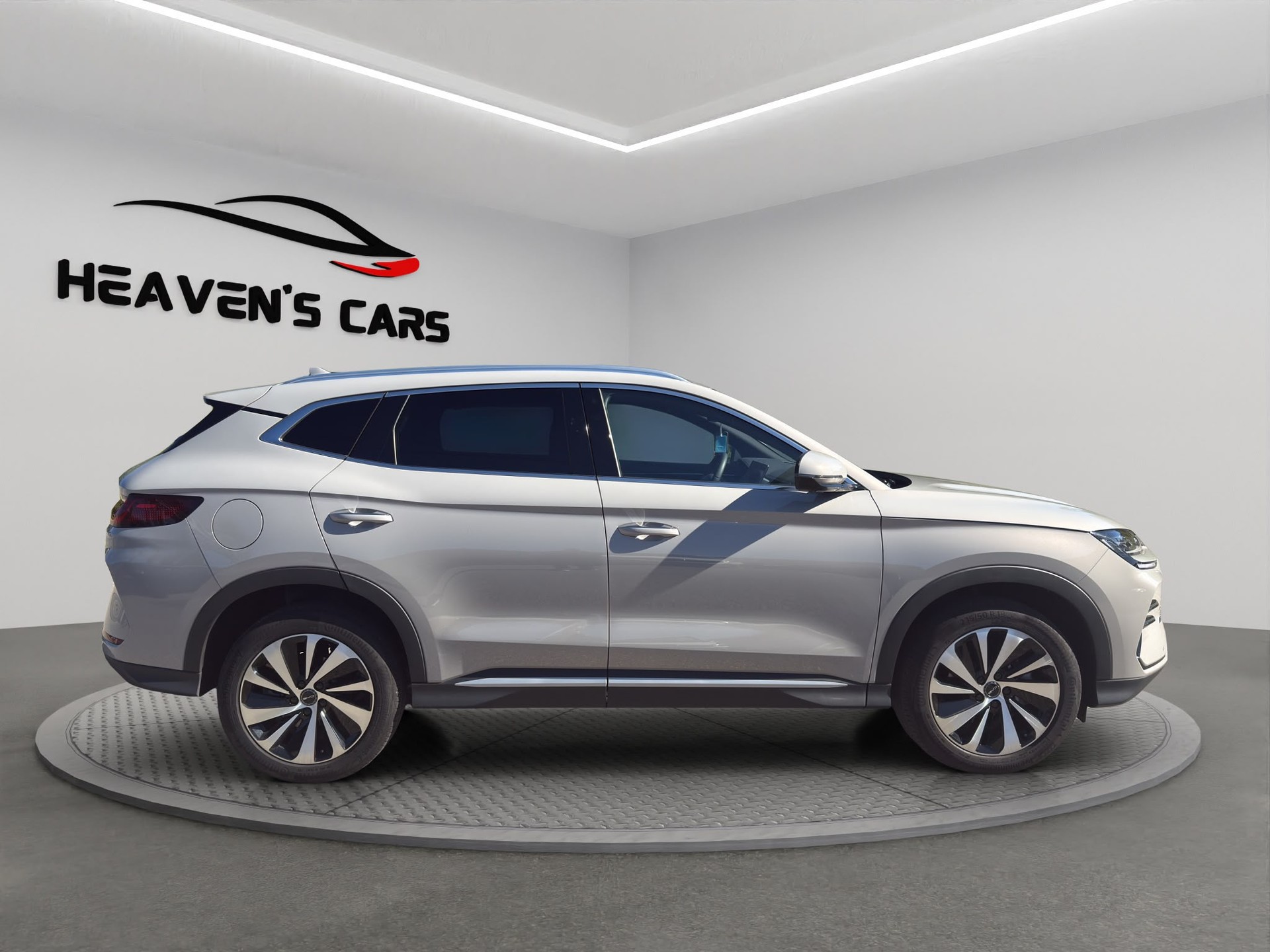 BYD Seal U DM-i Design AWD-showroom-element-3